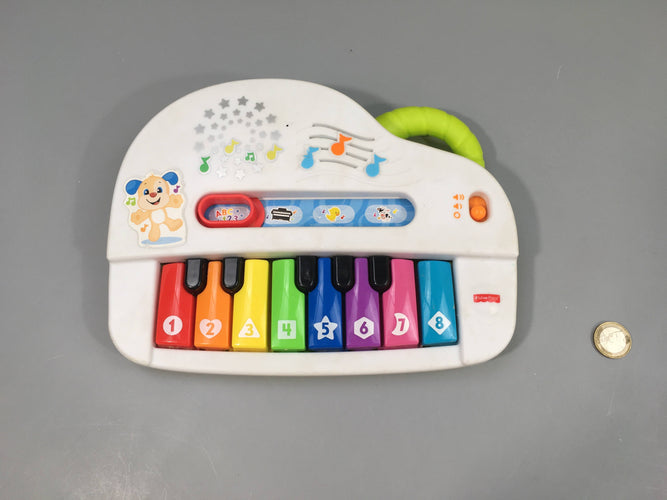 Rires & Éveil Piano, légèrement poussiéreux, moins cher chez Petit Kiwi