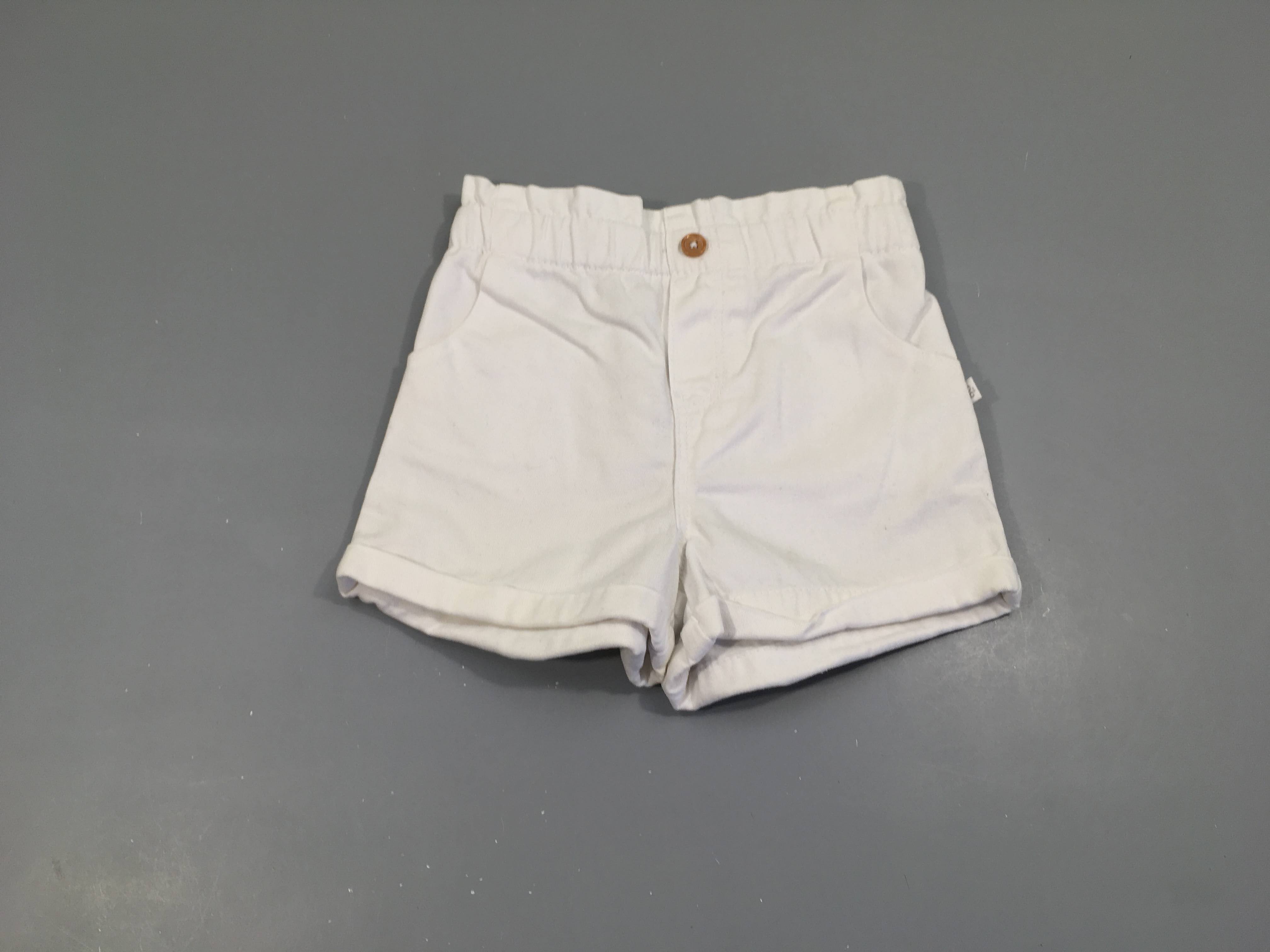 Short coton blanc à revers