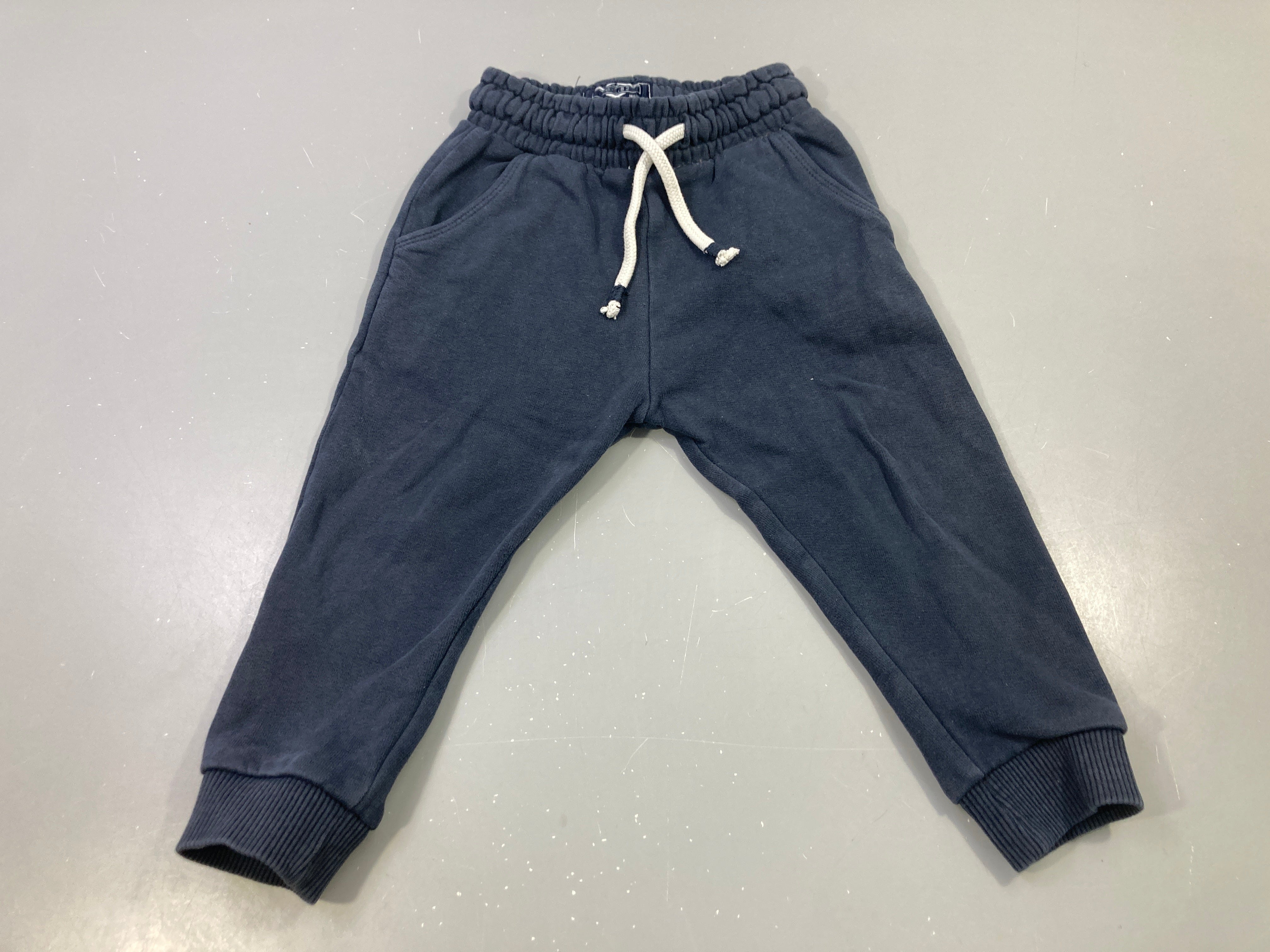 Pantalon jogging bleu marine cordon
