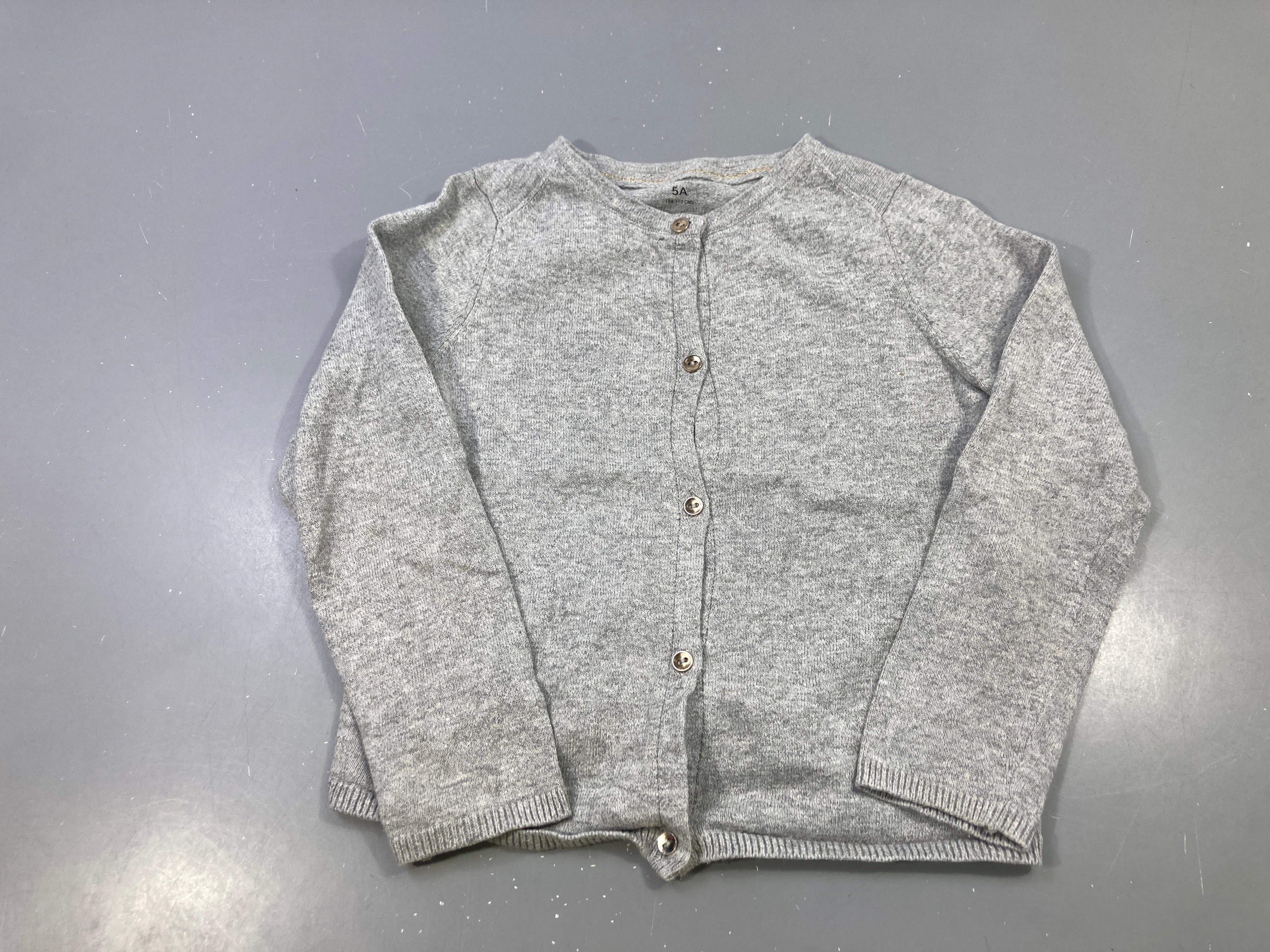 Gilet gris chiné boutonné