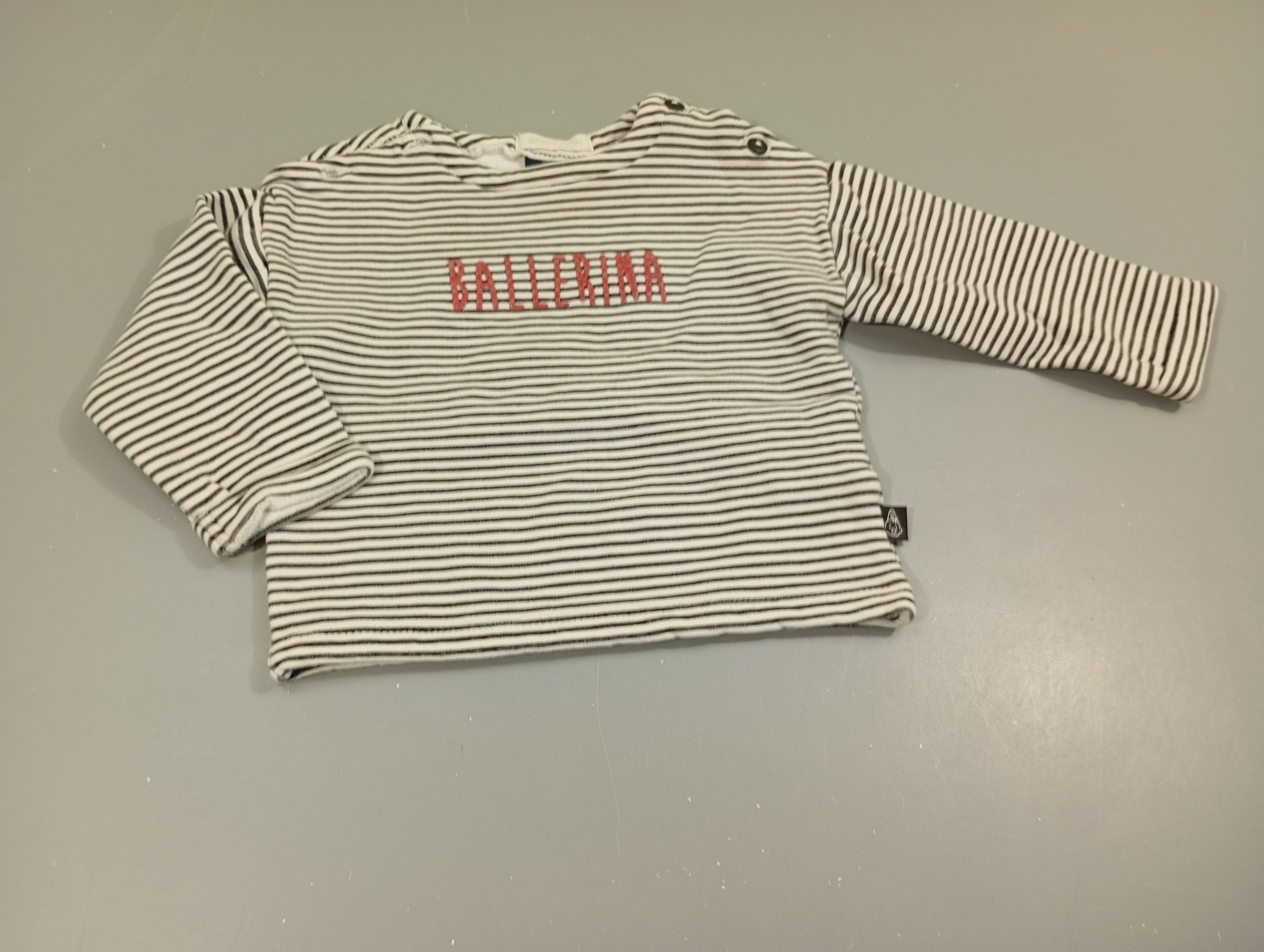 Sweat blanc rayé bleu marine 