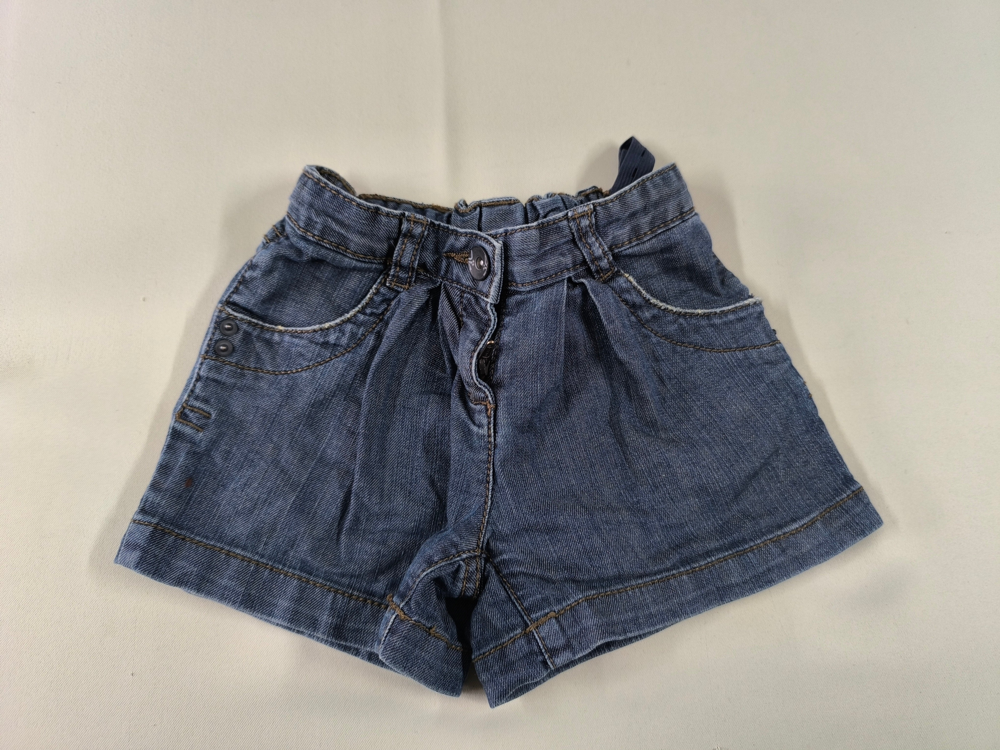 Short jean large