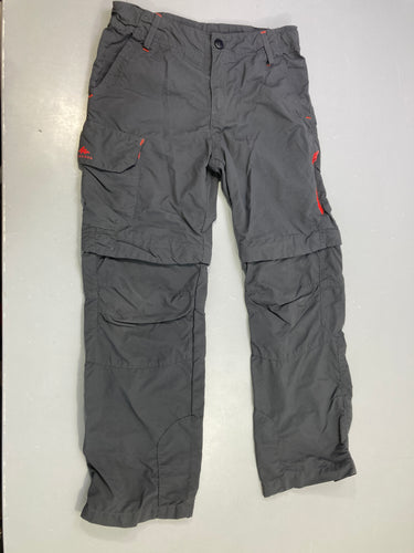 Pantalon modulable cargo gris détails rouge, jambes zippées amovibles, moins cher chez Petit Kiwi