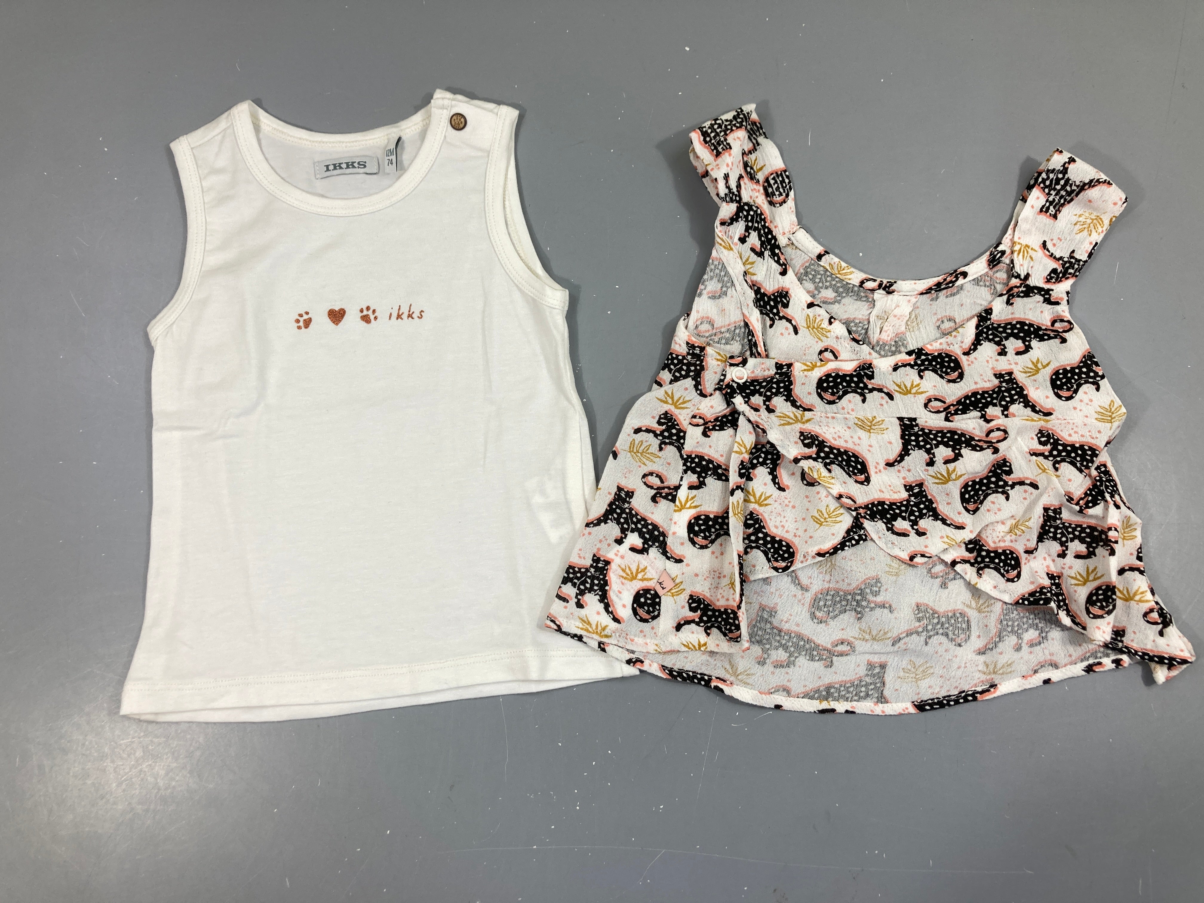 Débardeur blanc empreintes + Blouse s.m léopards
