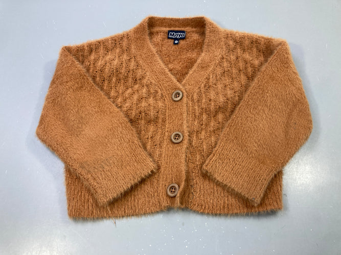Gilet camel duveteux boutons bois, Maya, moins cher chez Petit Kiwi