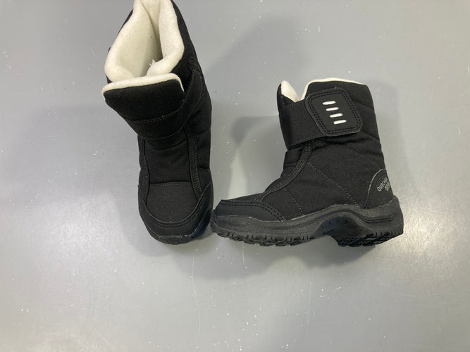 Bottes neige fausse fourrure noires écru velcro imperméables, Quechua, moins cher chez Petit Kiwi