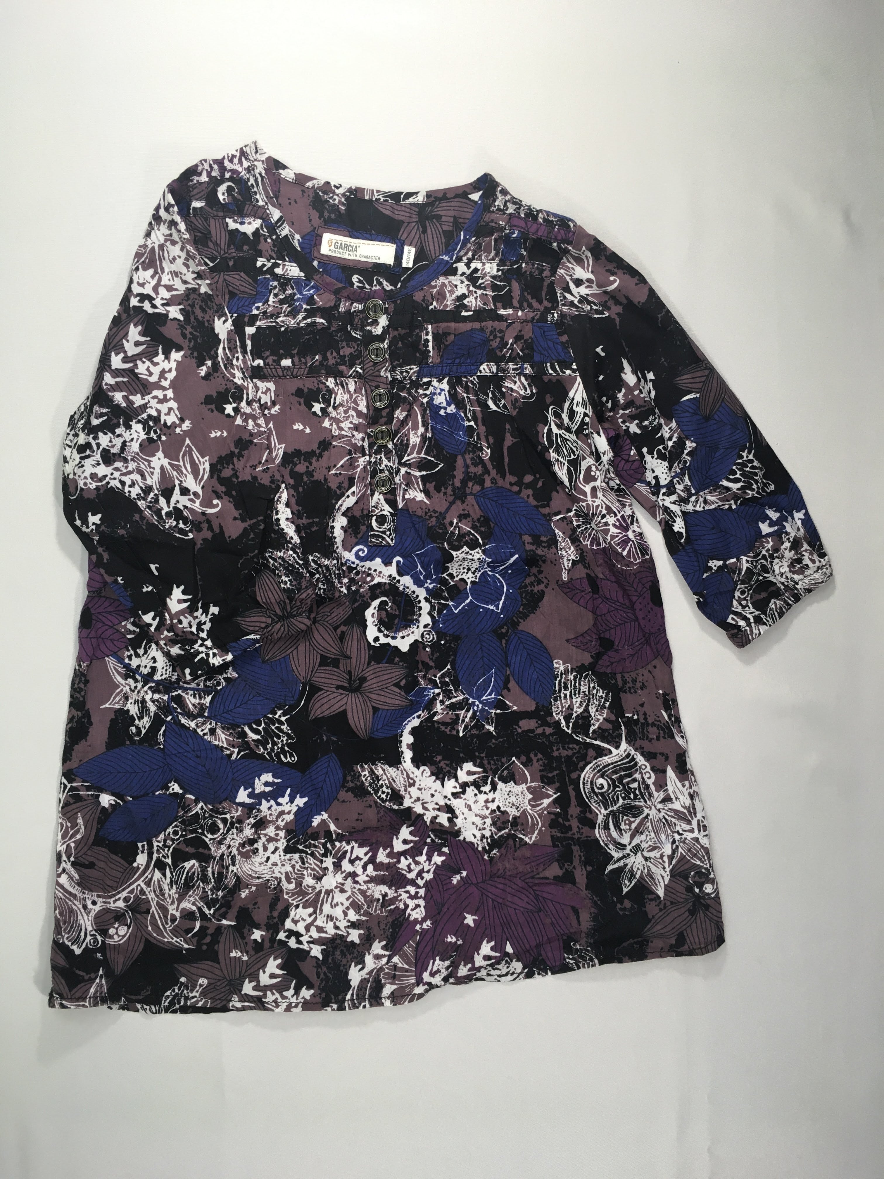 Blouse m.l brun/mauve motifs feuilles boutons