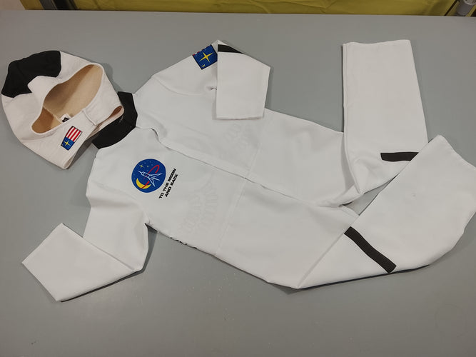 Déguisement d'astronaute avec cagoule. Petite tache noire, moins cher chez Petit Kiwi