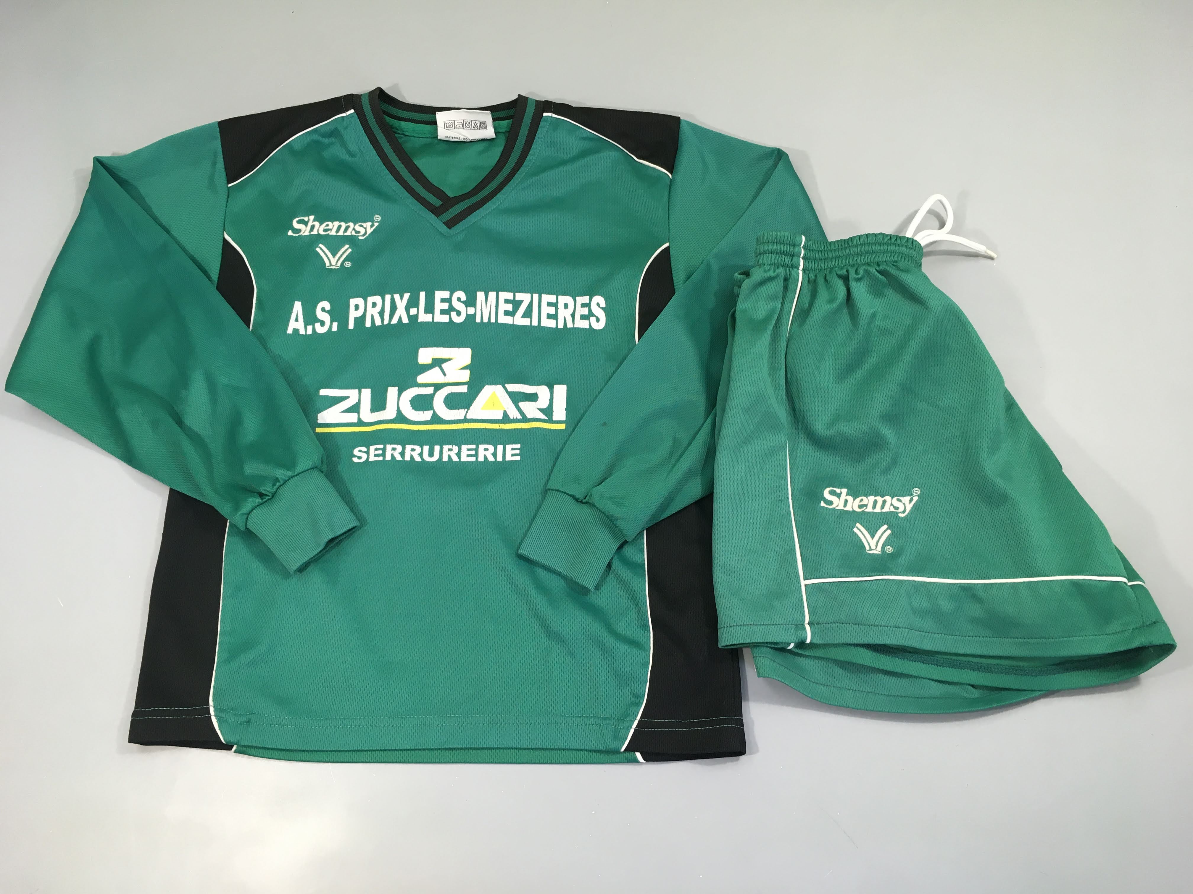 Ensemble de foot vert/noir, Shemsy