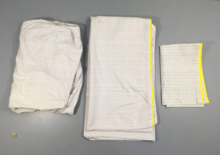 Ensemble draps de lit 120x60cm gris rayures drap housse/housse matelas/taie, moins cher chez Petit Kiwi