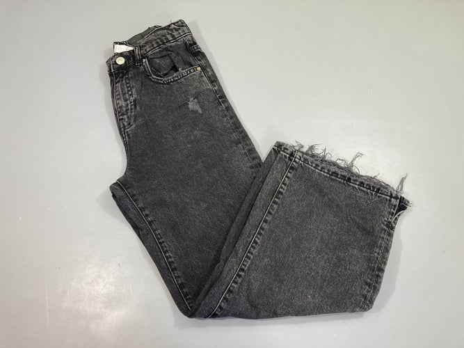 Jeans large noir effet eraillé bas effet effiloché, moins cher chez Petit Kiwi