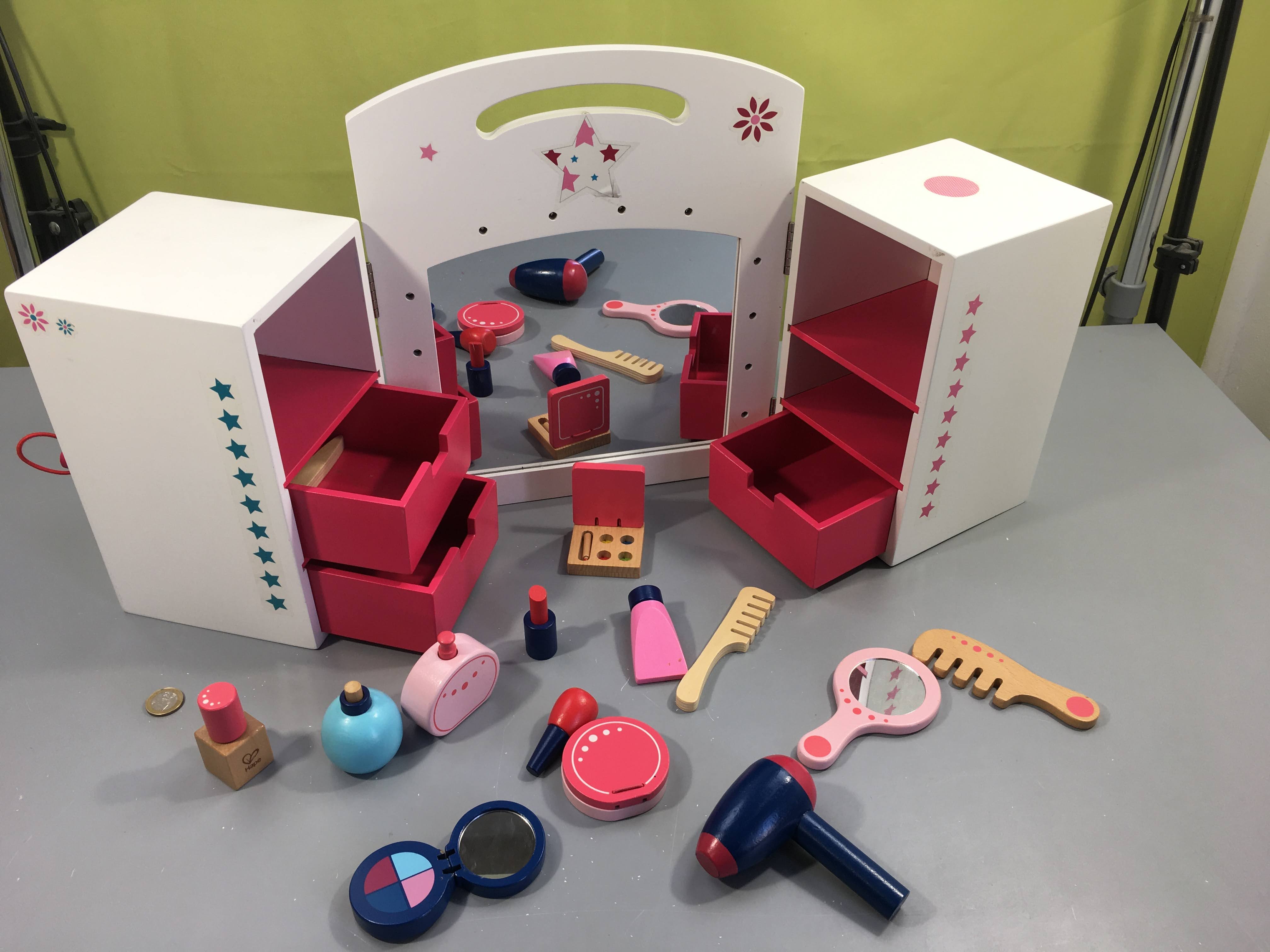 Coiffeuse lumineuse en bois blanc/rose fleuri + accessoires - fonctionne