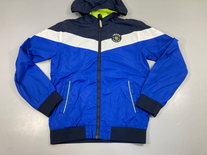 Veste coupe vent bleu à capuche, moins cher chez Petit Kiwi