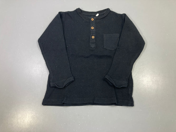 Pull léger texturé noir boutons bois, poche poitrine, moins cher chez Petit Kiwi