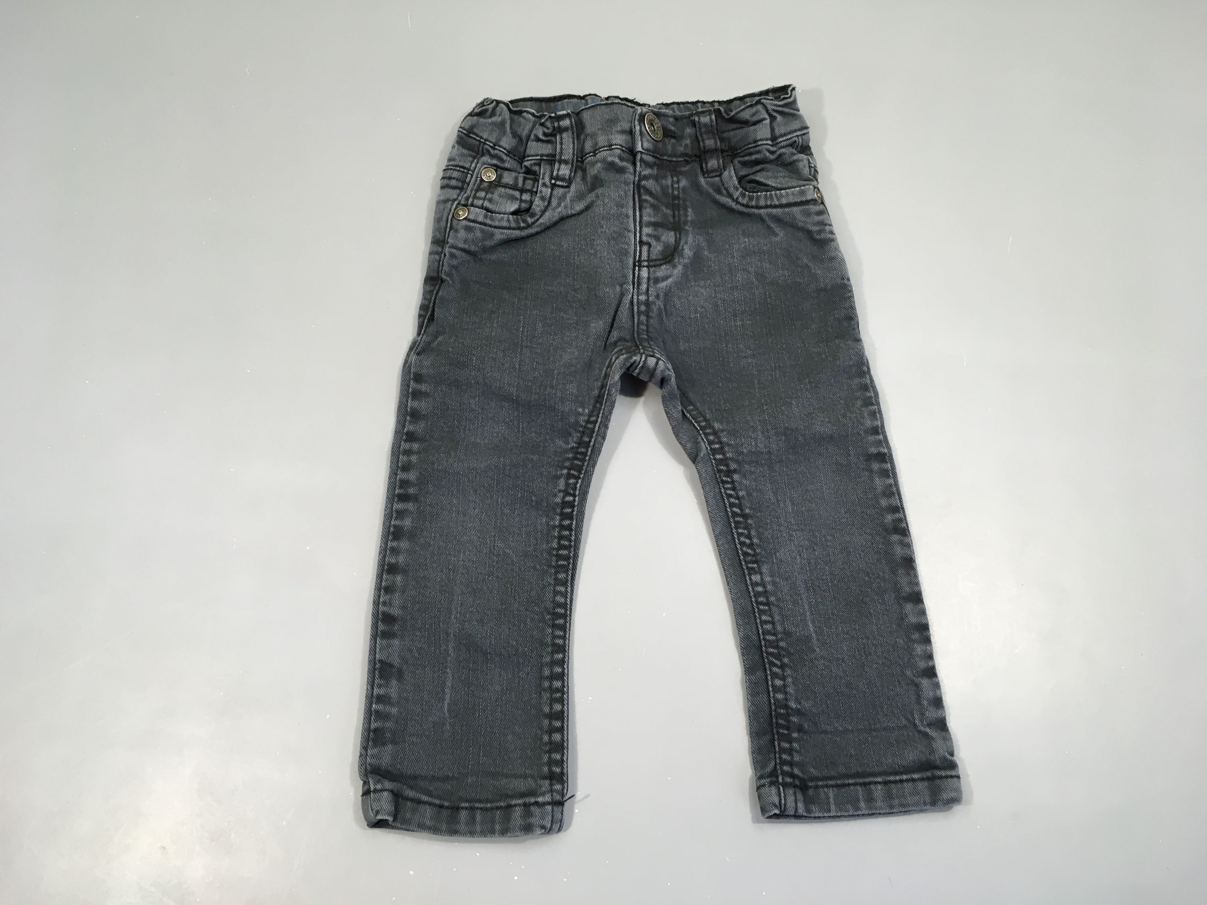 Jeans gris foncé