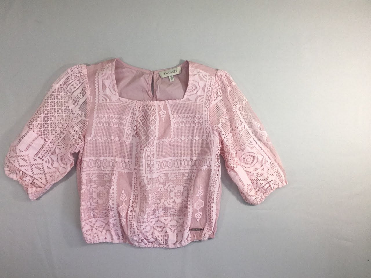 Blouse m.c rose effet supperposé dentelle