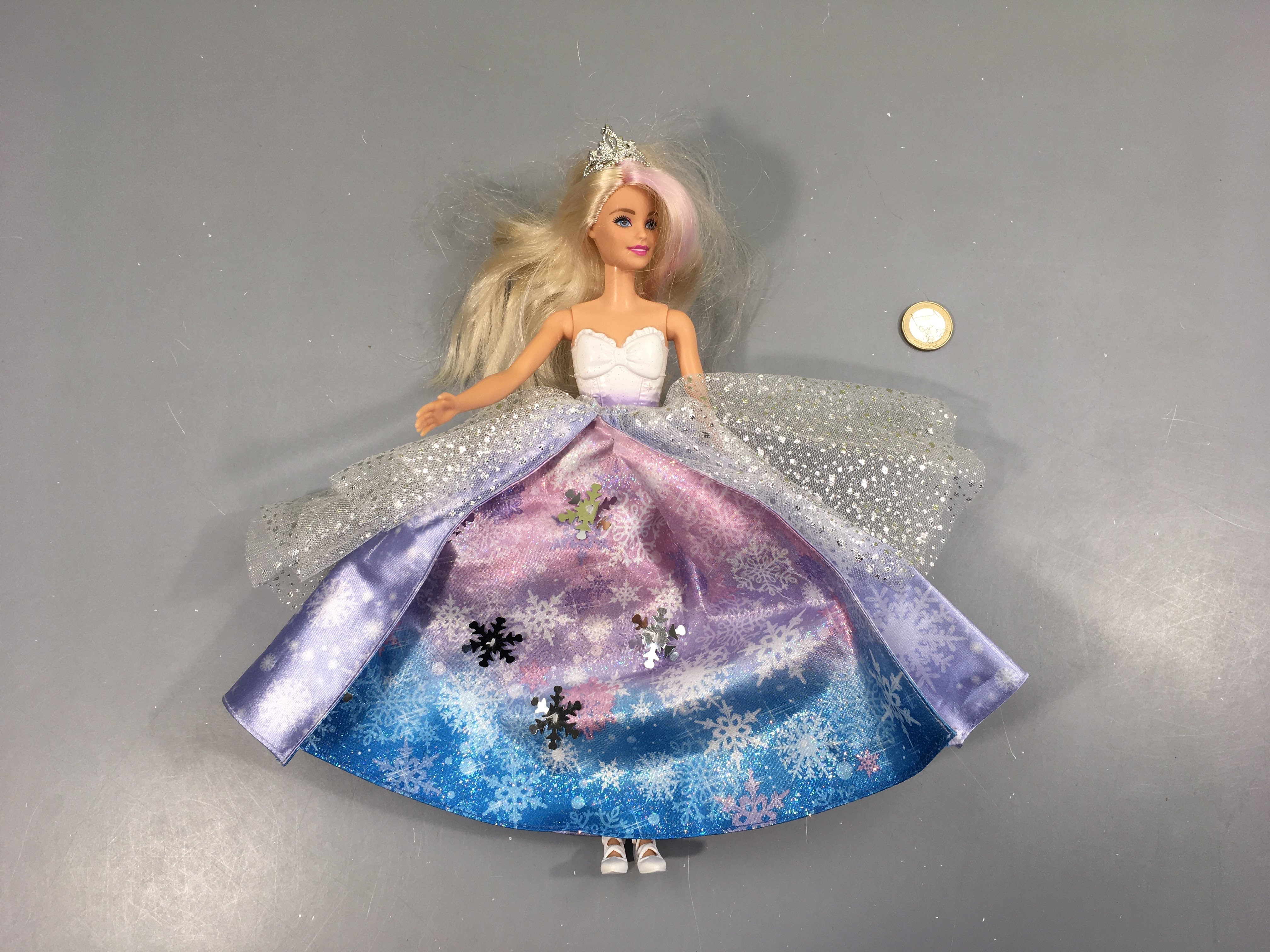 Bar.bie Dreamtopia Fashion Reveal Princess Doll-Fonctionne