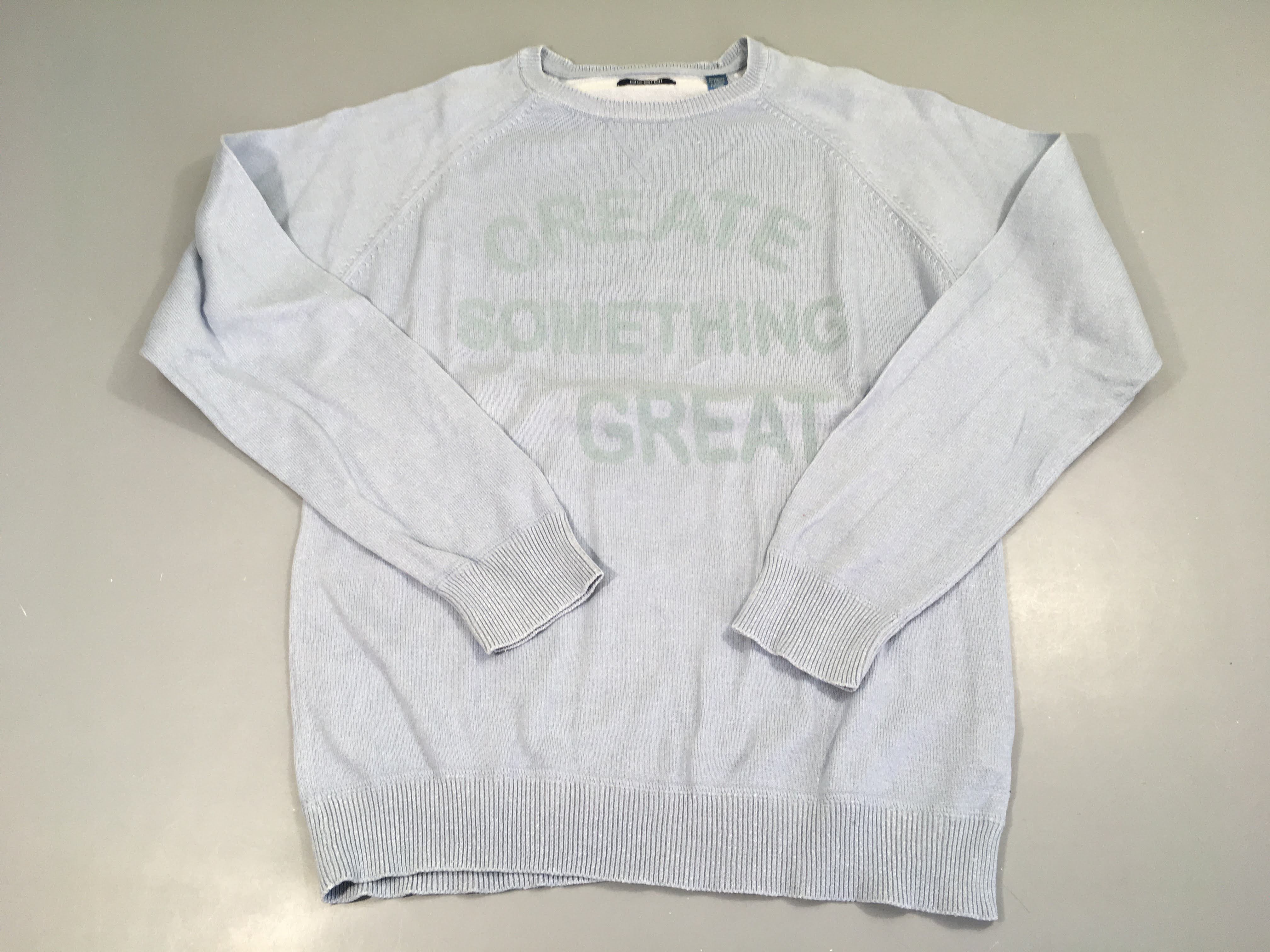 Pull bleu Create