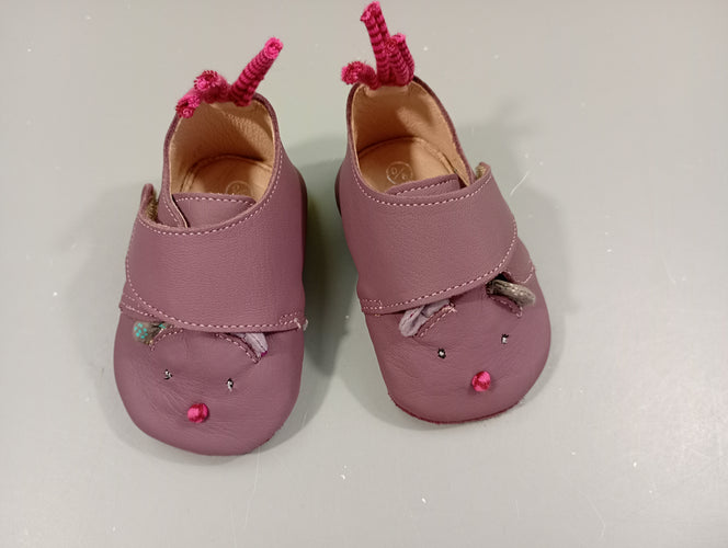 Chaussons en cuir mauves. Souris 0-6m, moins cher chez Petit Kiwi