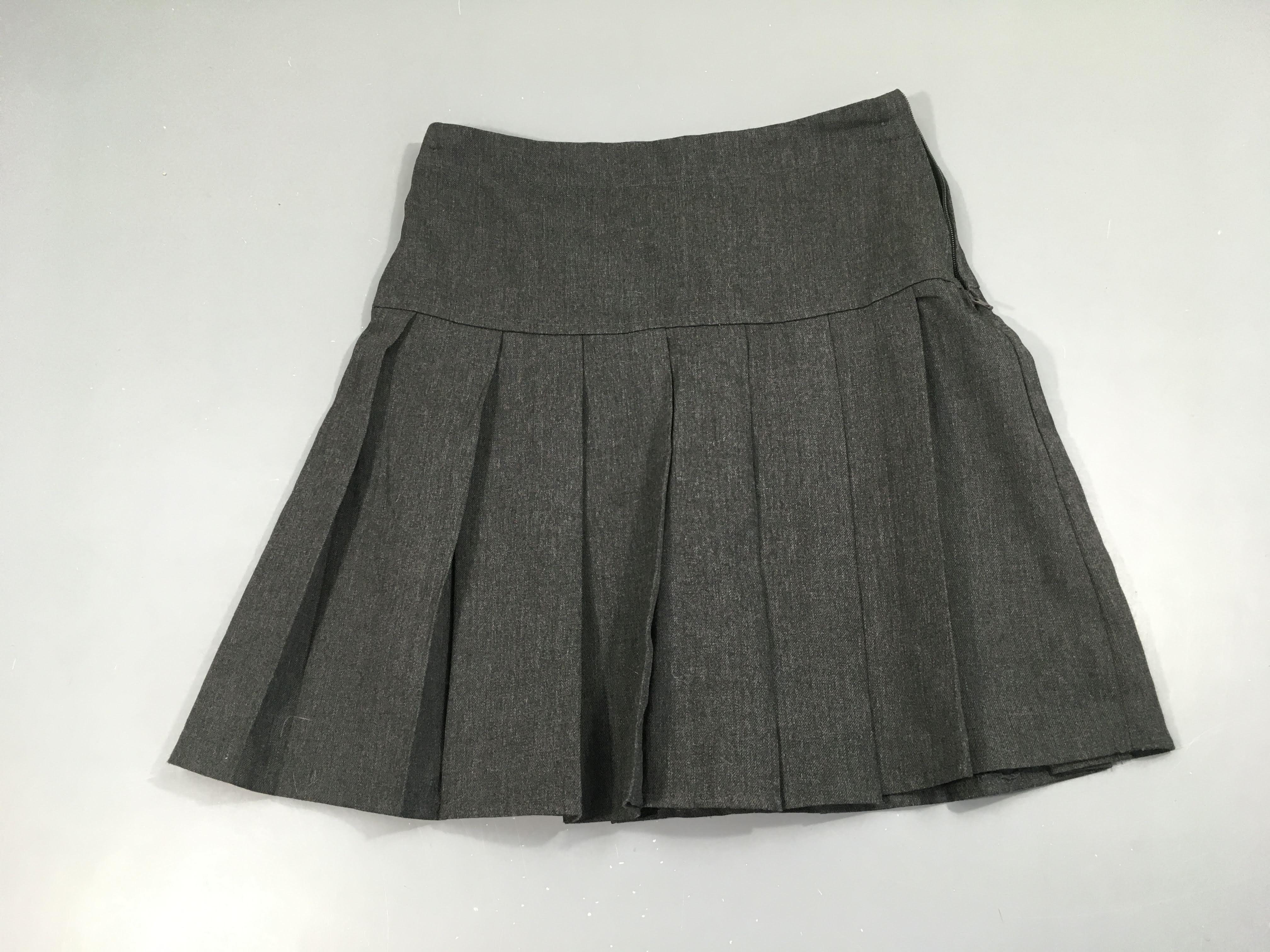 Jupe plissée grise