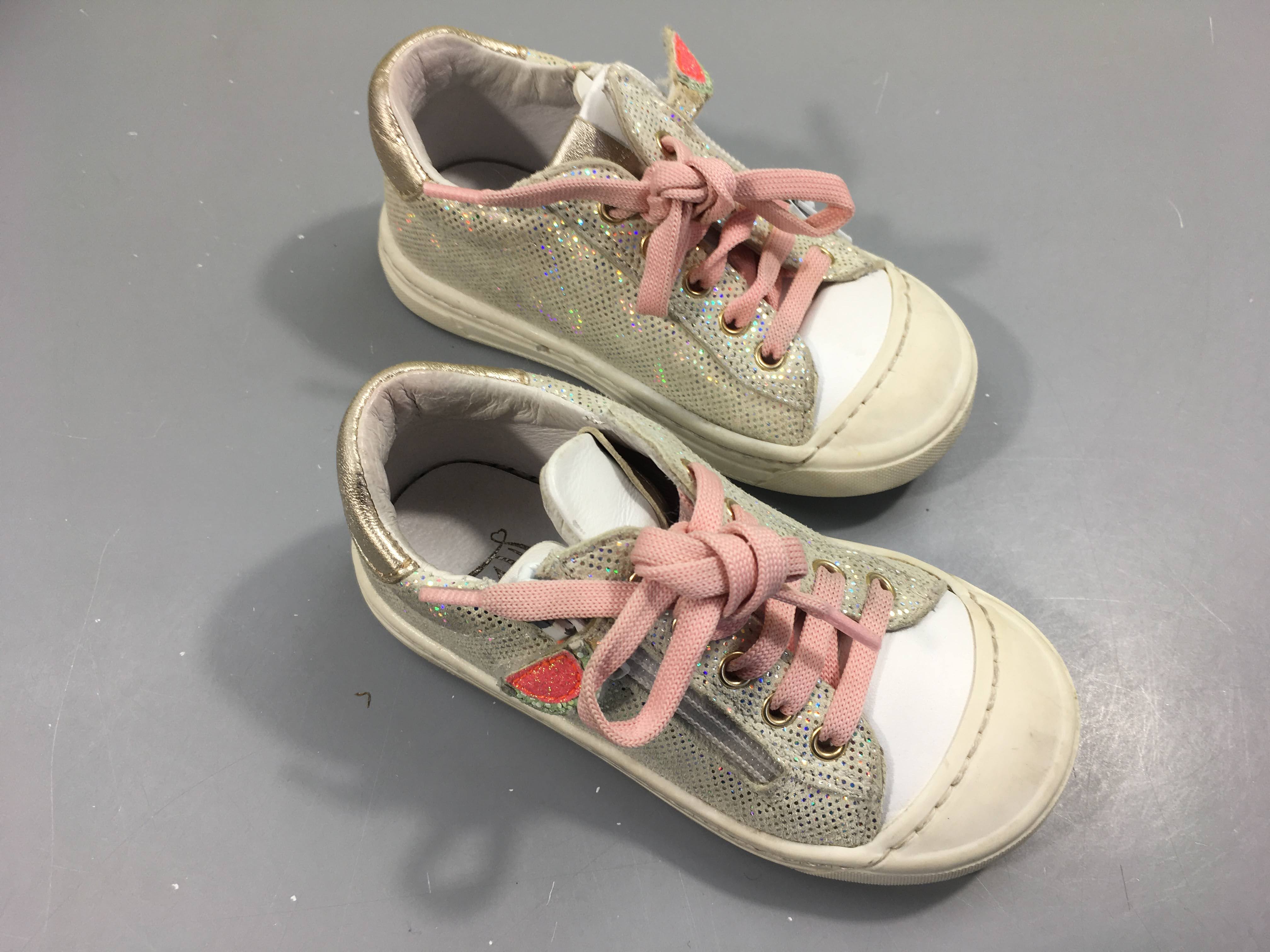 Baskets blanches à paillettes zippée cruir, POINTURE 23