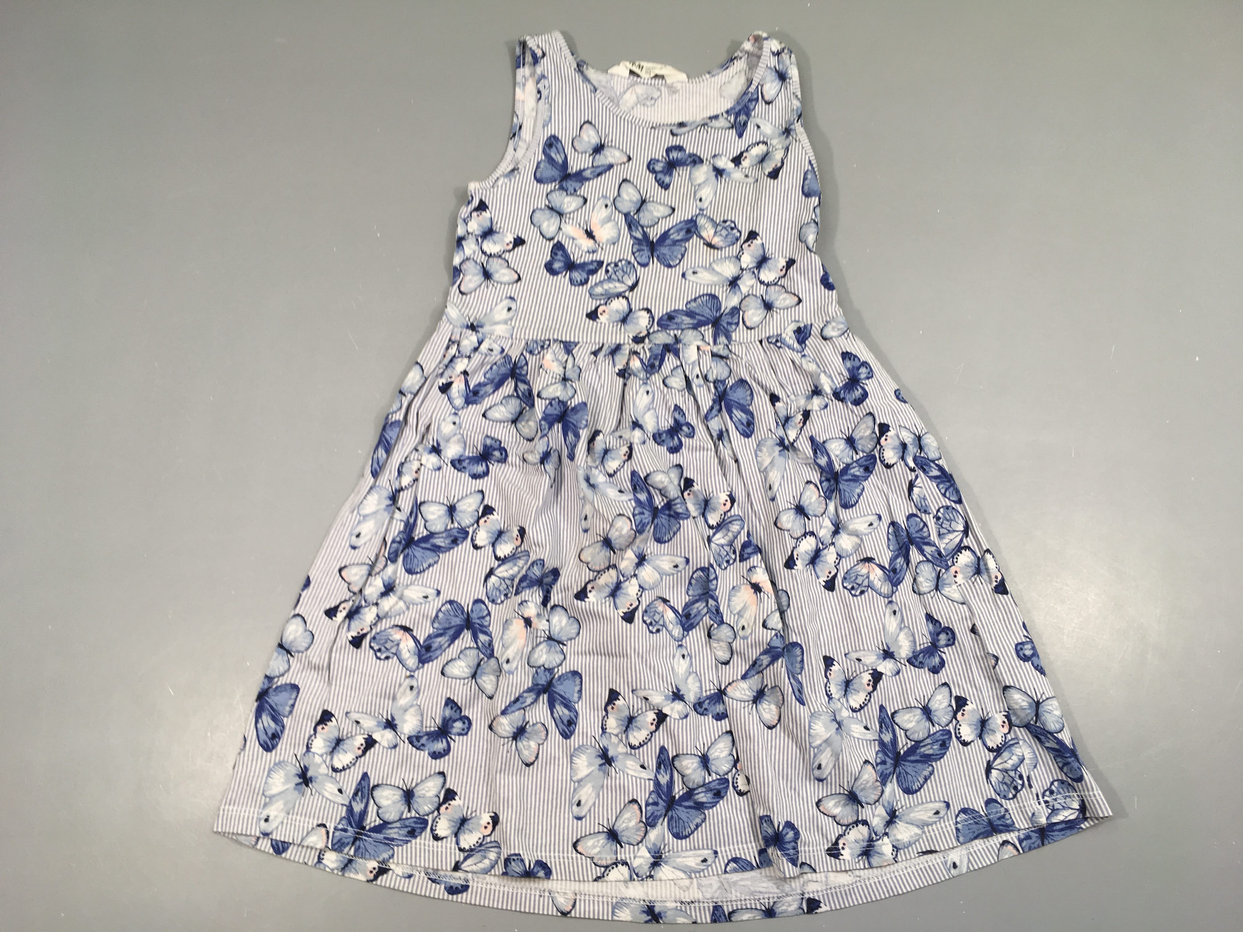Robe s.m blanche lignée bleu Papillons
