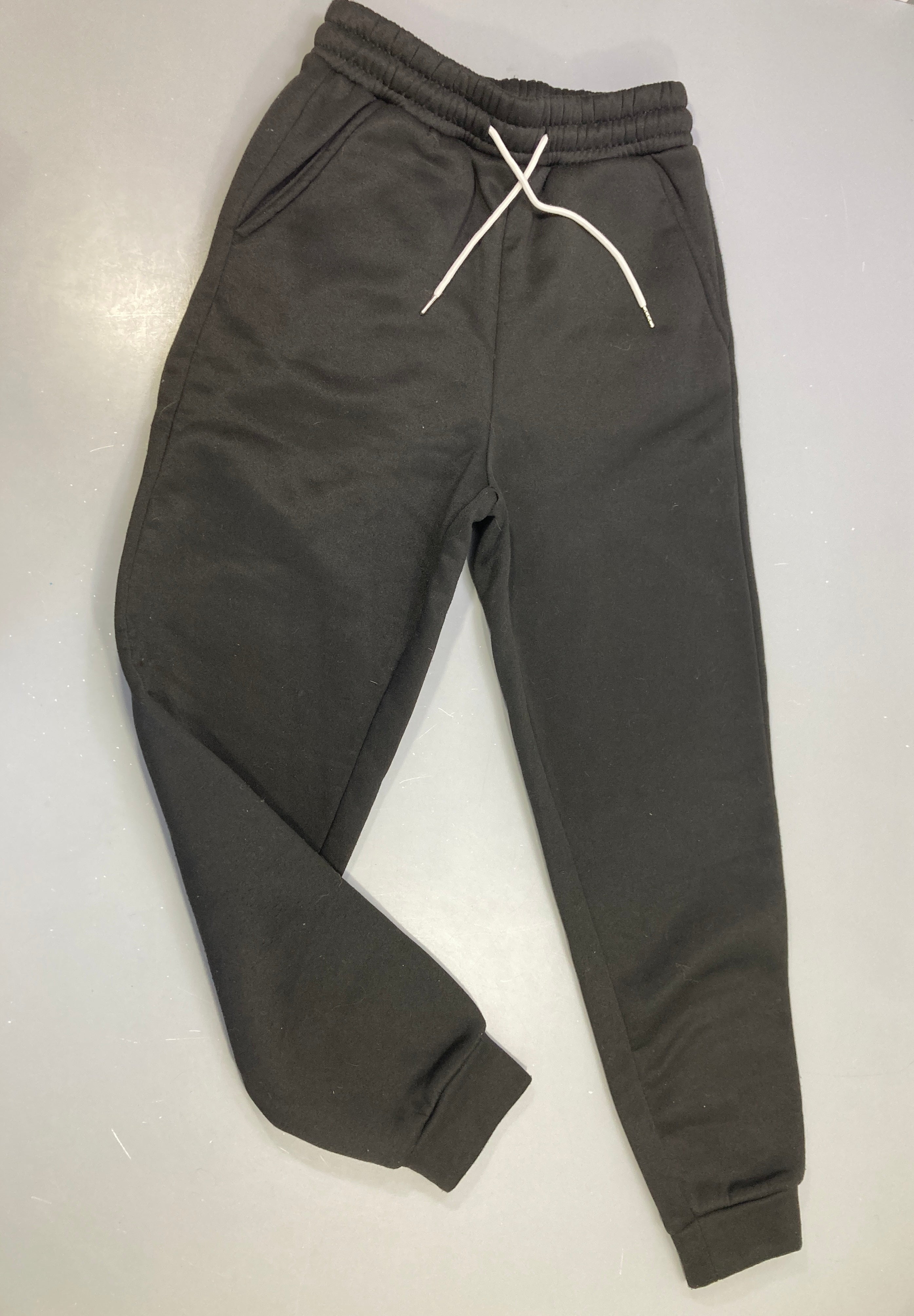 Pantalon jogging noir molleton, bouloché