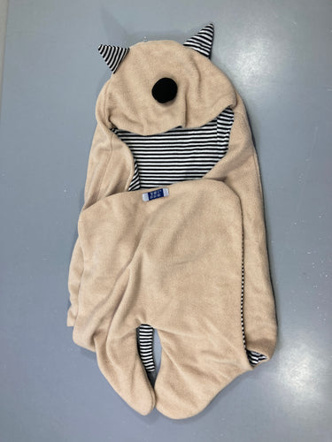 Cape polaire beige capuche animale oreilles rayées noir/blanc, pompon nez noir, doublure rayée marine, moins cher chez Petit Kiwi