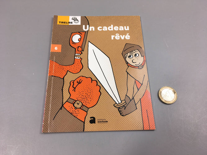 Un cadeau rêvé-Tirelire, moins cher chez Petit Kiwi