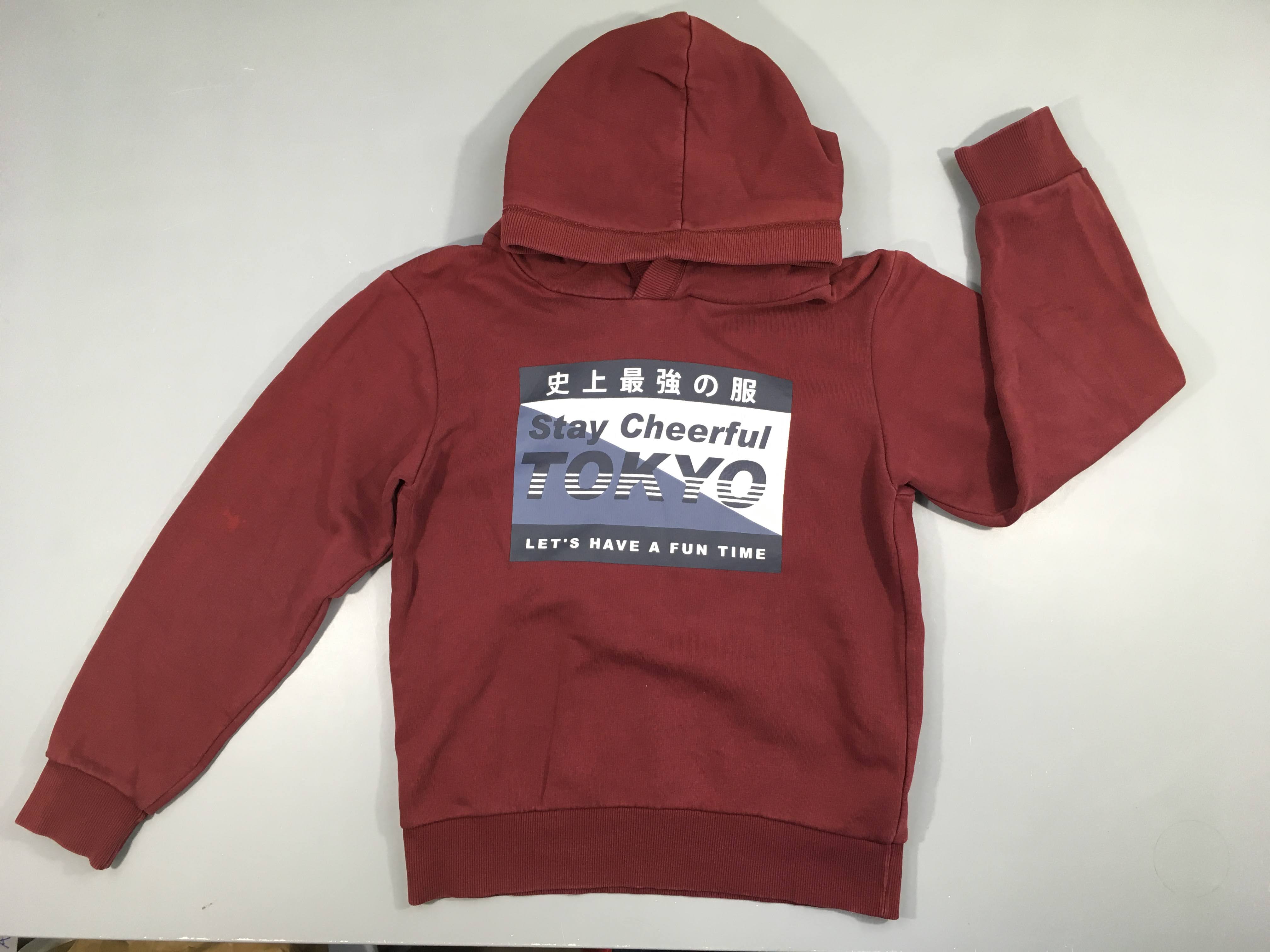 Sweat bordeaux à capuche Tokyo, tache délavée sur la manche