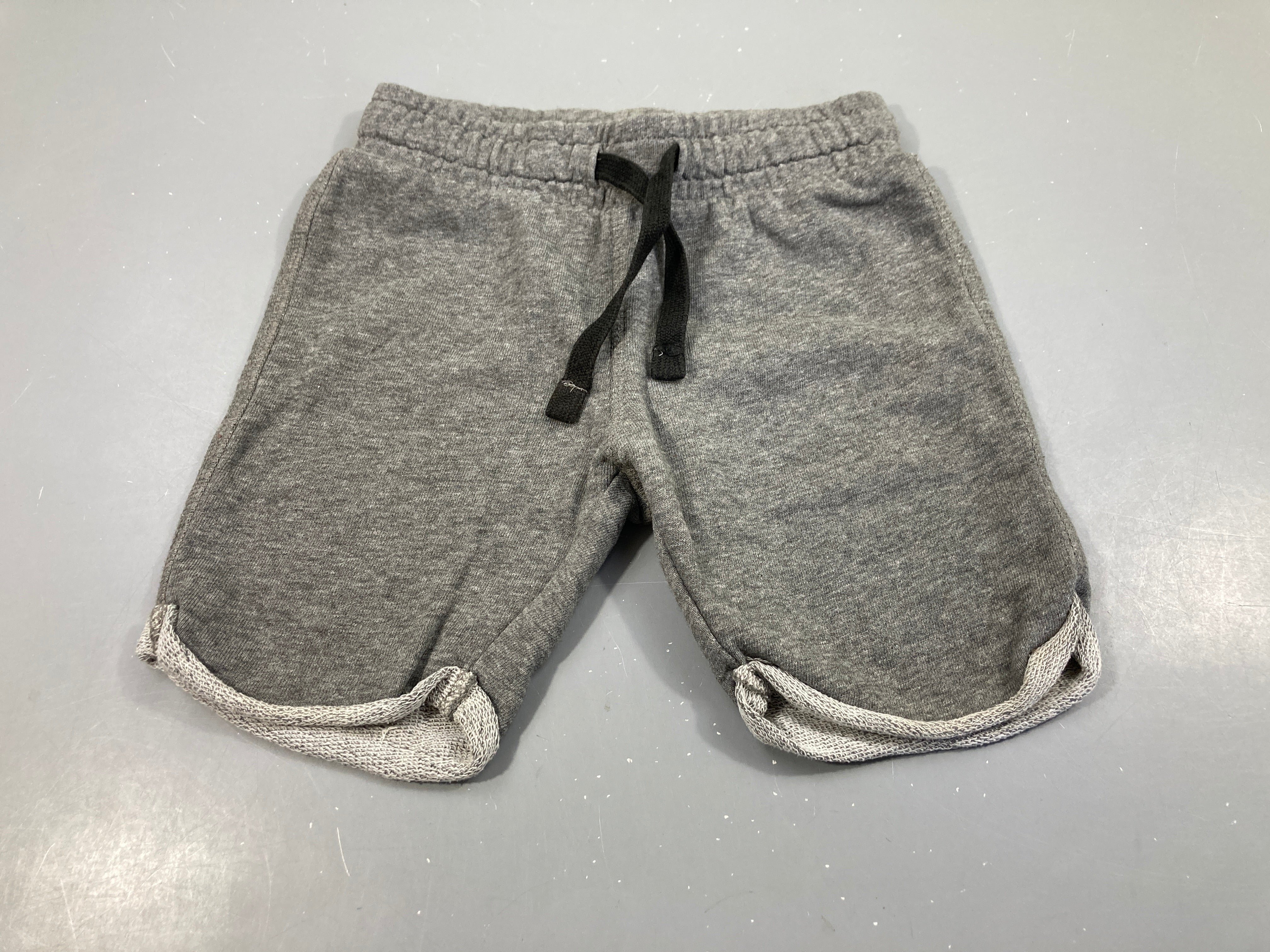 Bermuda molleton gris chiné à revers