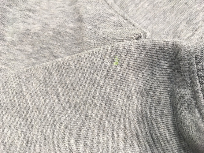 Sweat à capuche court gris chiné Champion, moins cher chez Petit Kiwi