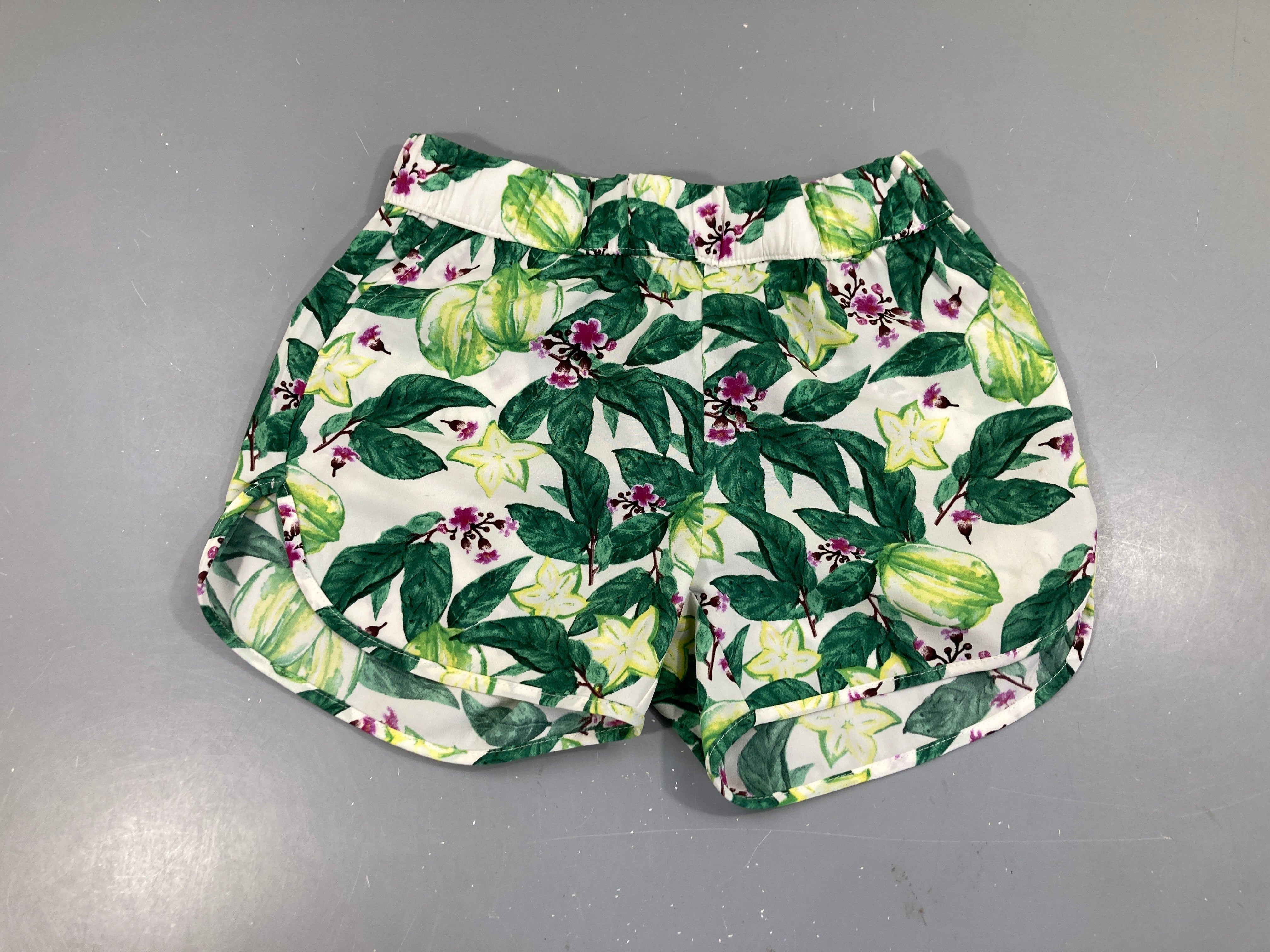 Short fluide  blanc feuillage