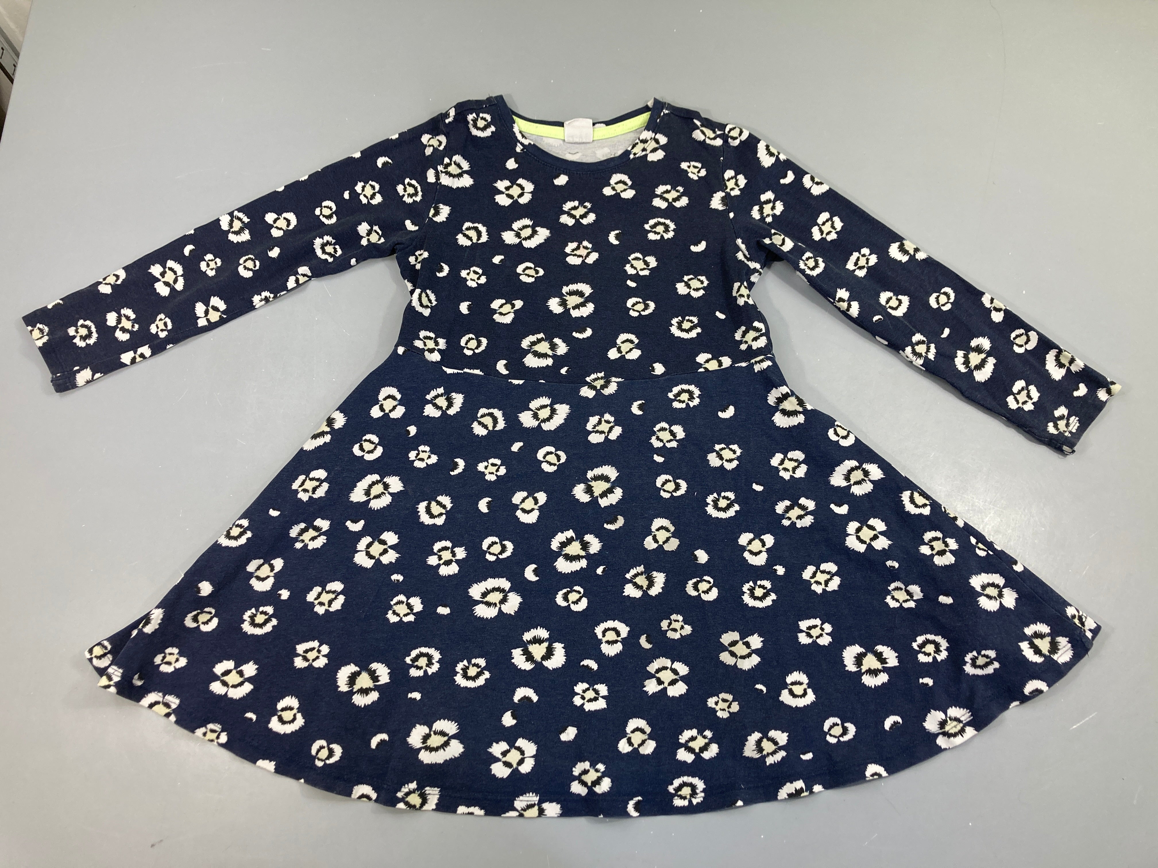 Robe m.l jersey bleu foncé fleuri crème