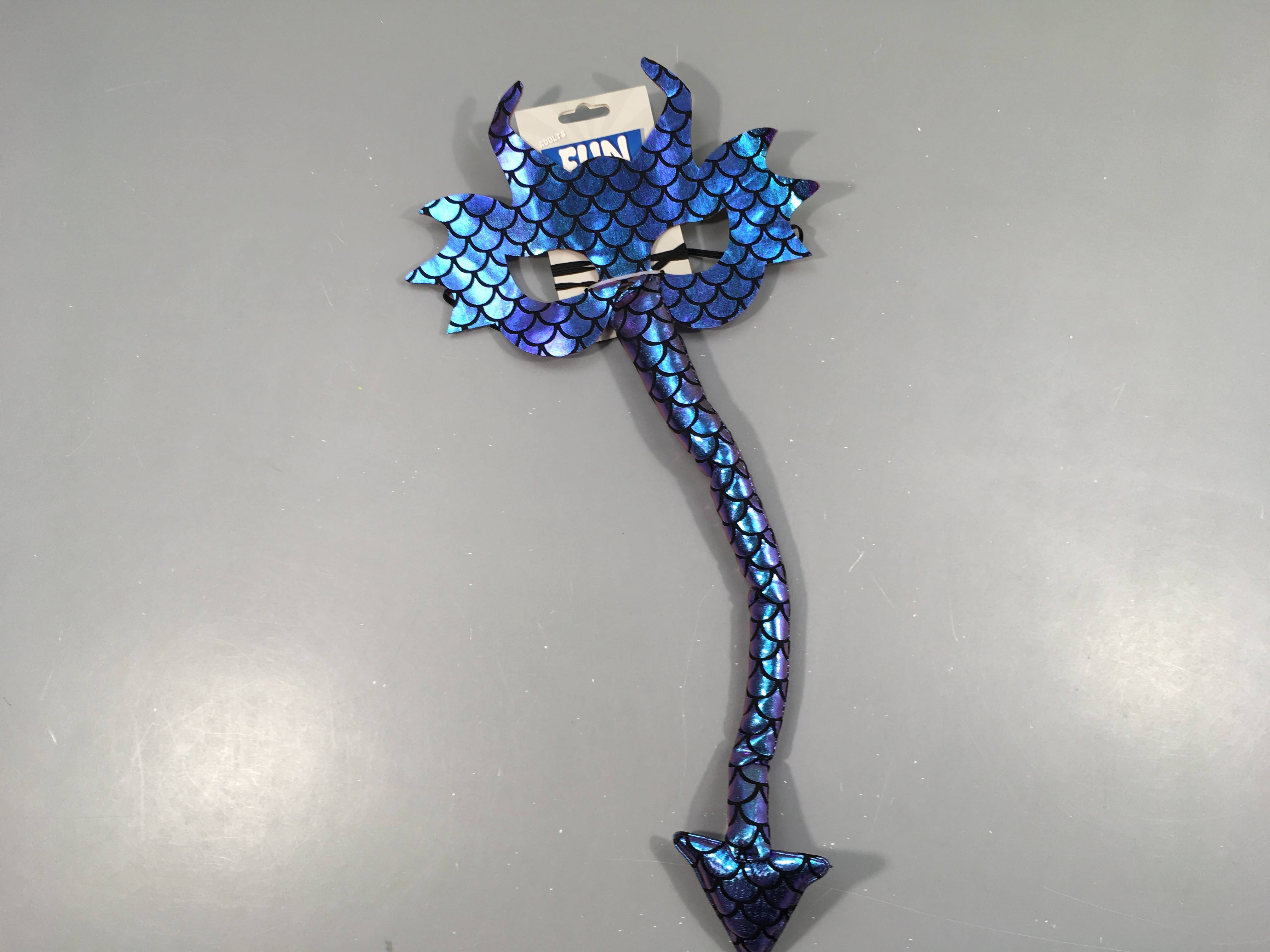 NEUF déguisement masque + queue dragon