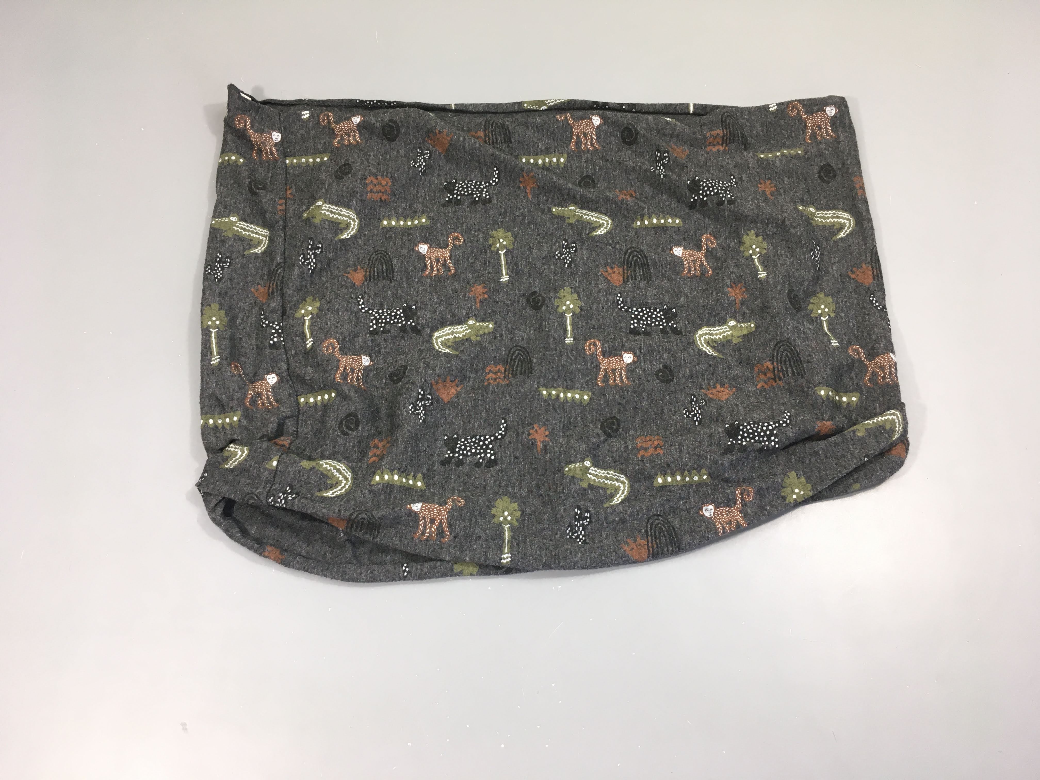 Tour de cou jersey gris animaux Légèrement bouloché