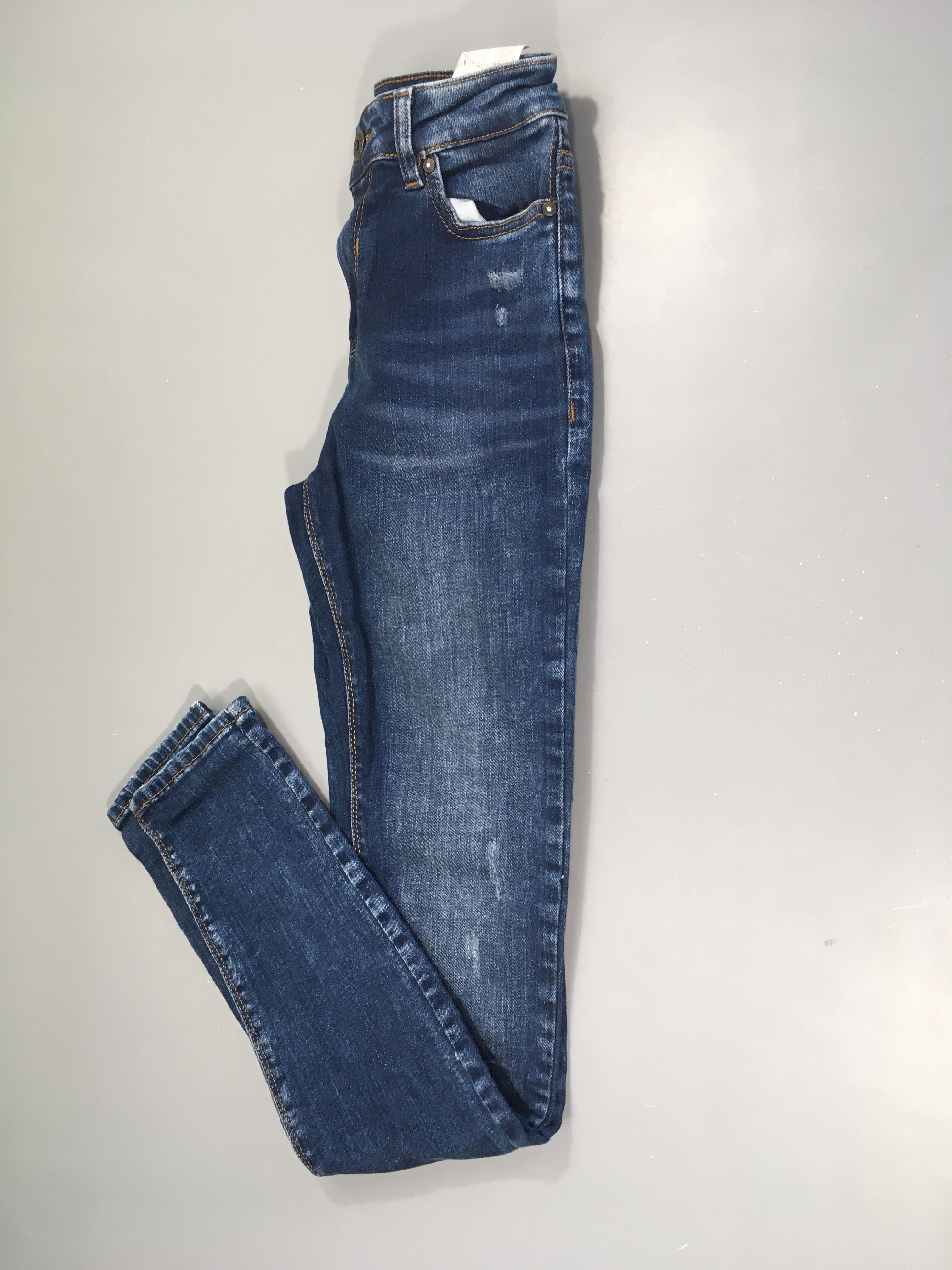 Jeans foncé effet éraillé High Waist