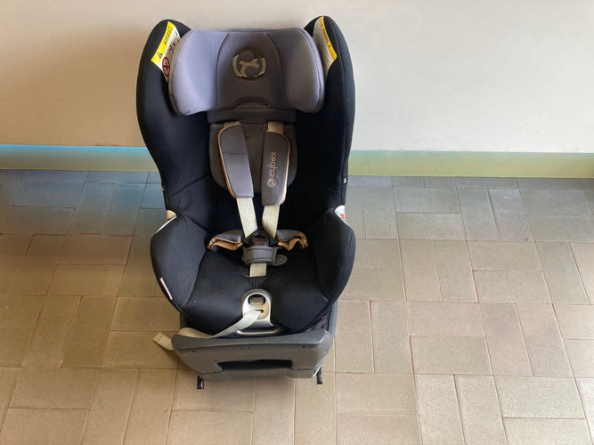 Siège auto  noir/gris Platinium Sirona, rotatif et inclinable, groupe 0+/1, 0-18kg Cybex, moins cher chez Petit Kiwi