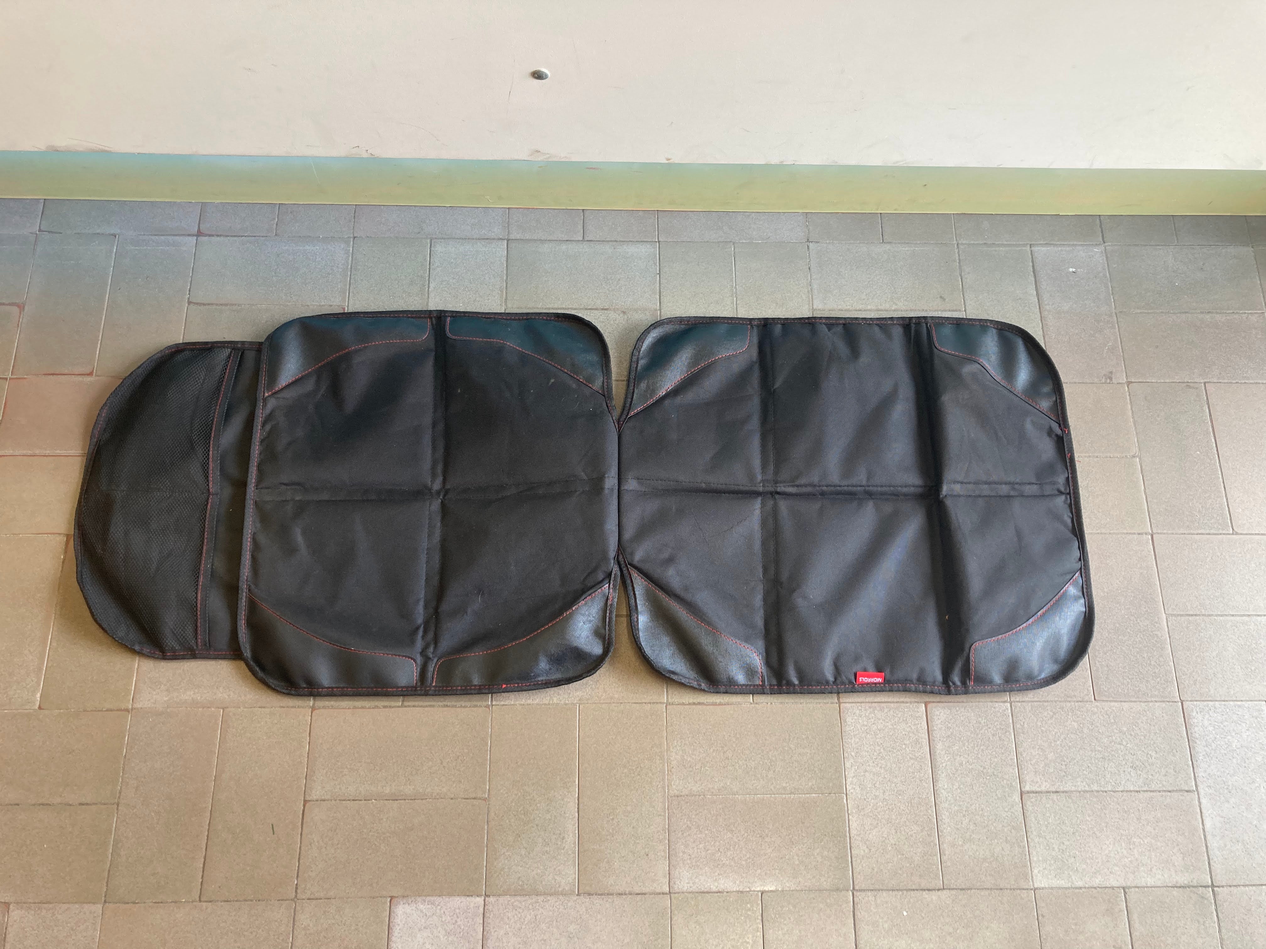 Prot.ection pour sièges de voiture, Morrols