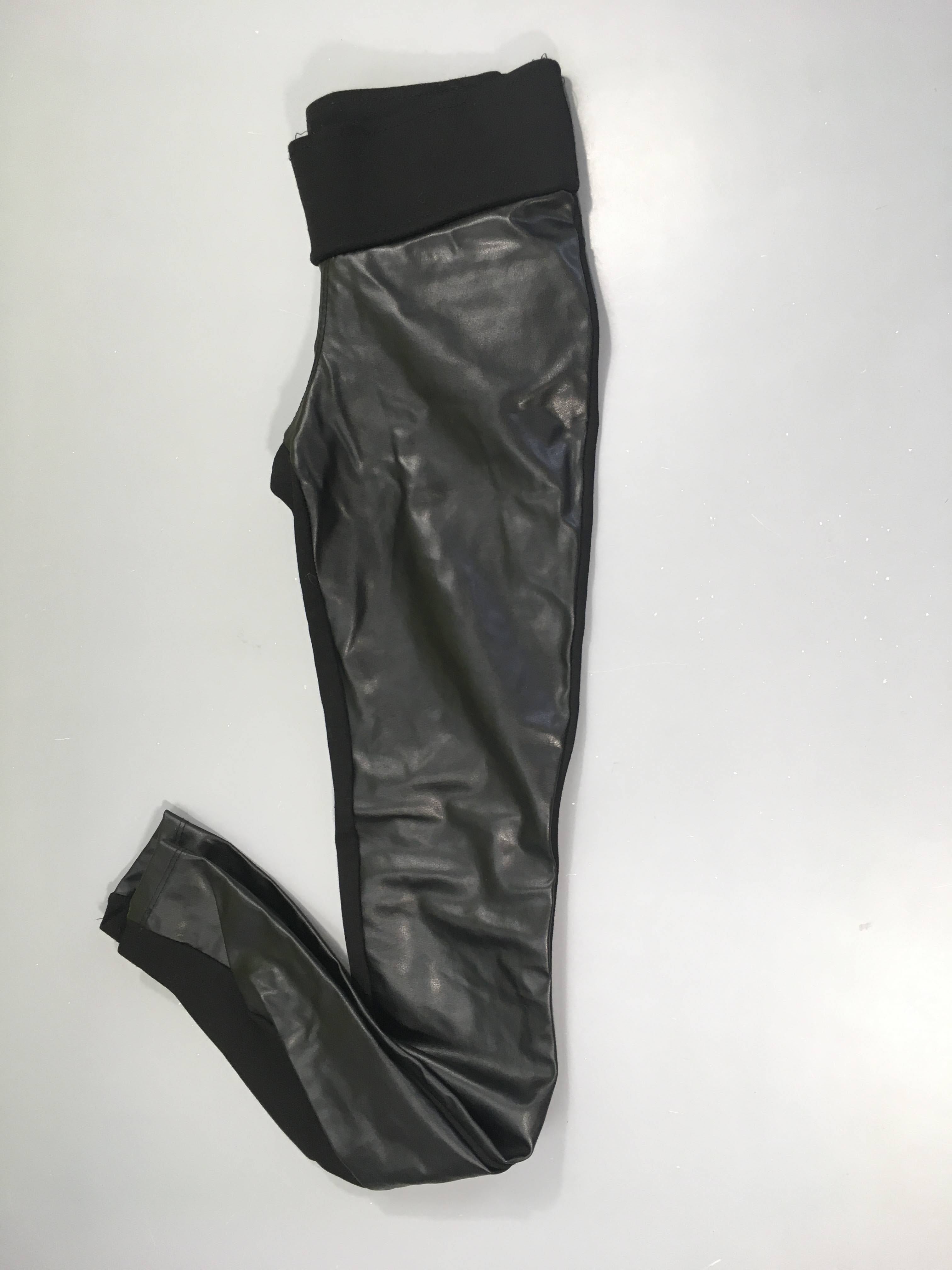 Pantalon bi-matière noir simili