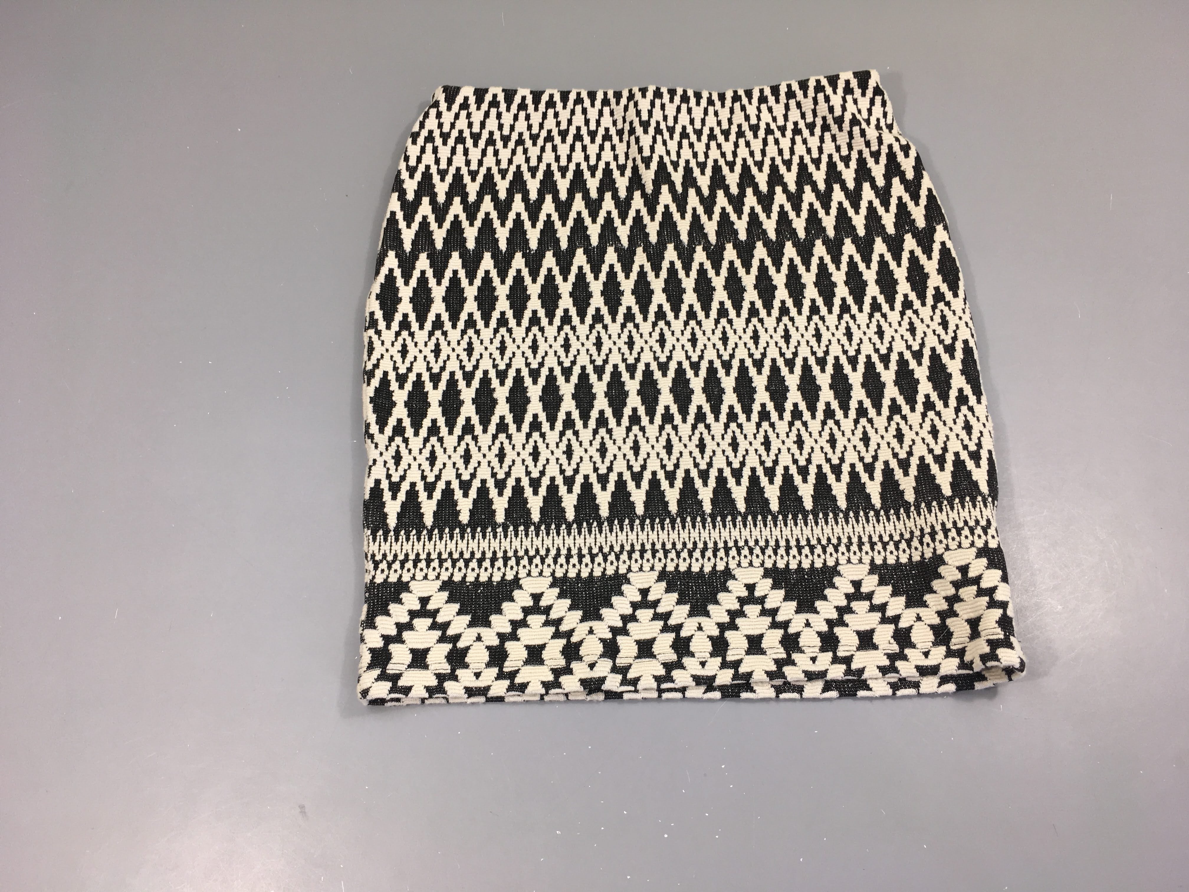 Jupe texturée noir&blanc