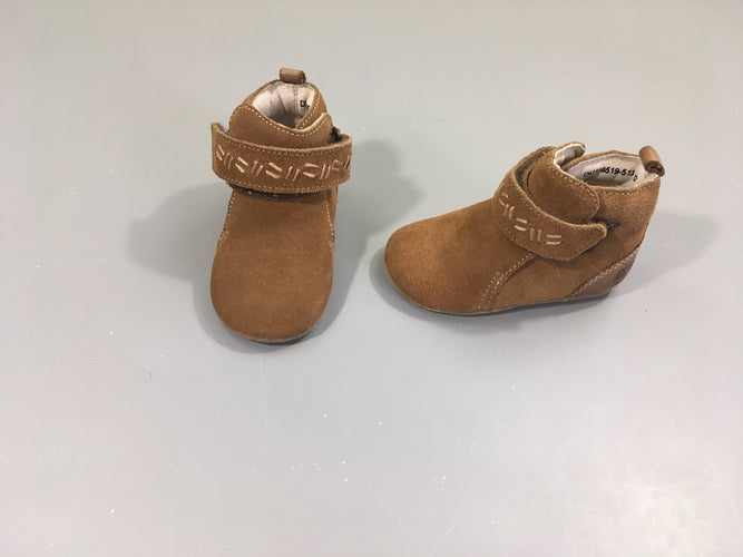 Chaussons Boots cognac Ik-Ke, moins cher chez Petit Kiwi
