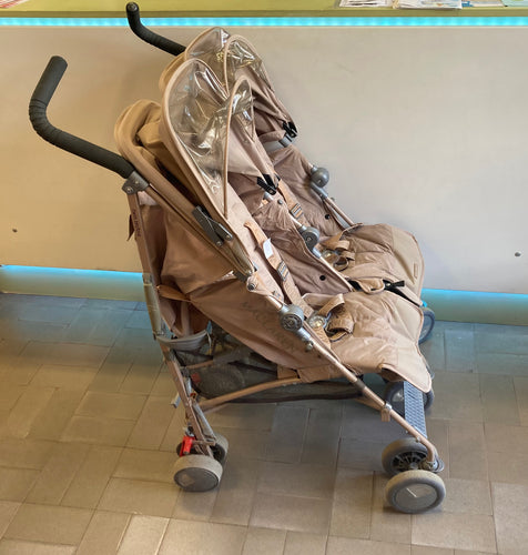 Poussette canne double jumeaux beige, utilisée - Forte odeur de cigarette, moins cher chez Petit Kiwi
