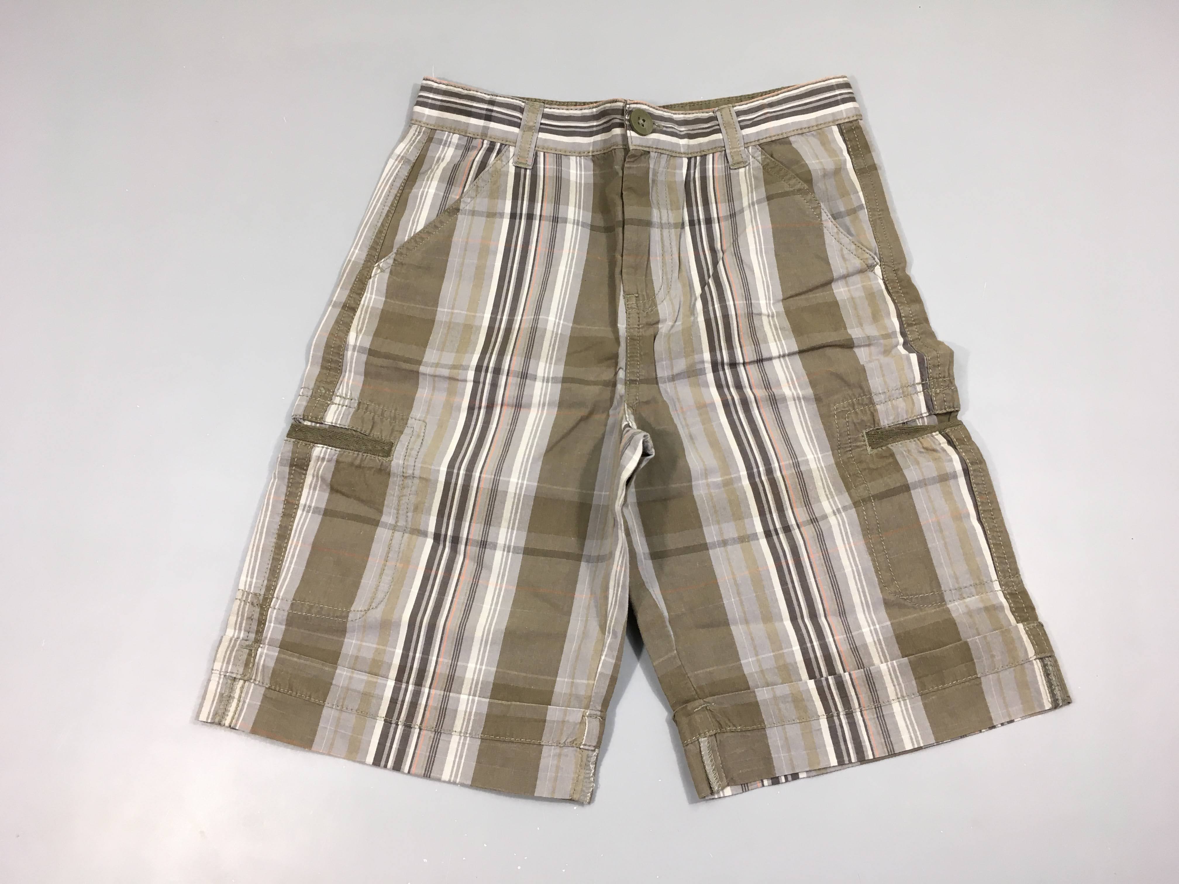 Bermuda gris à carreaux