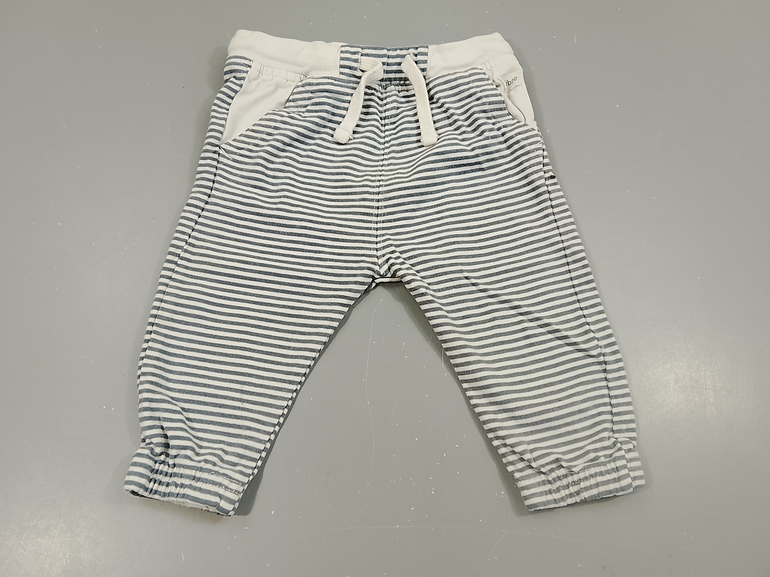 Pantalon  molleton rayé blanc , bleu clair  chevilles élastiques