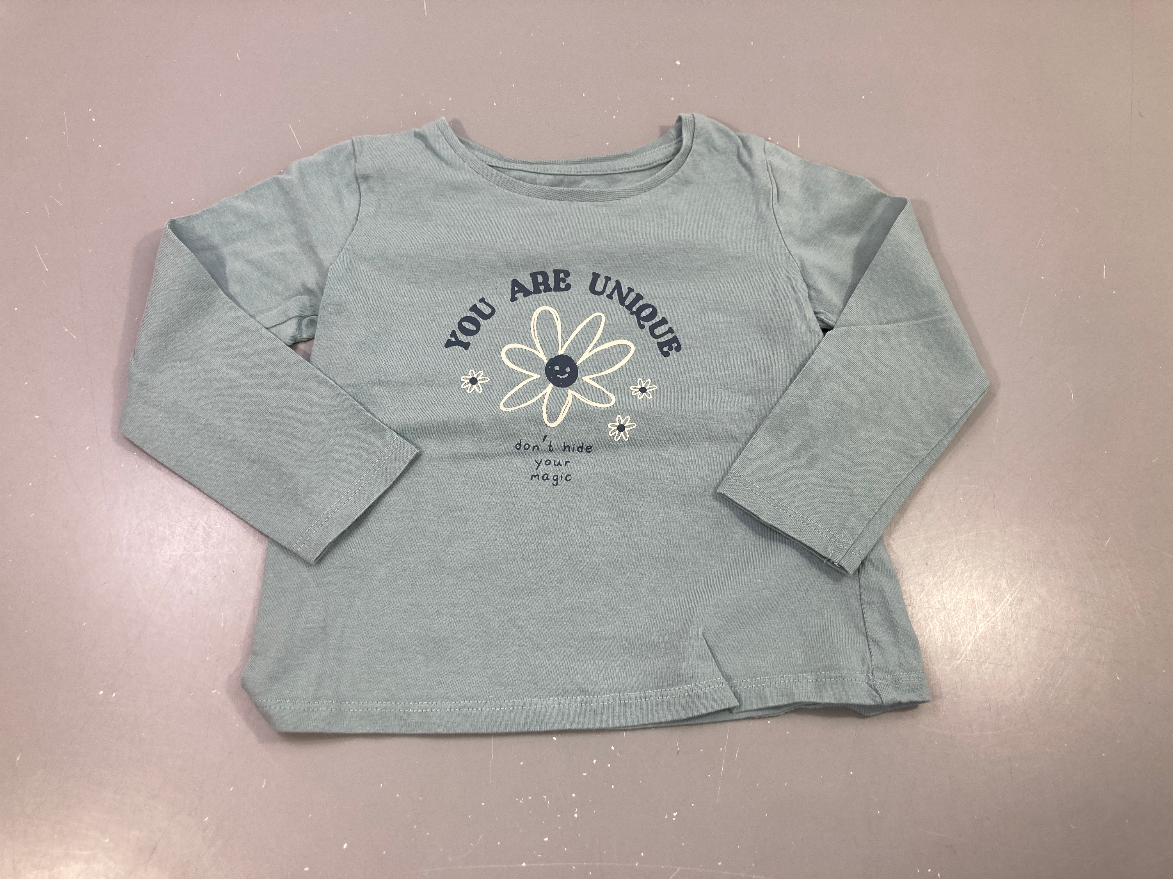 T-shirt m.l bleu, fleurs 