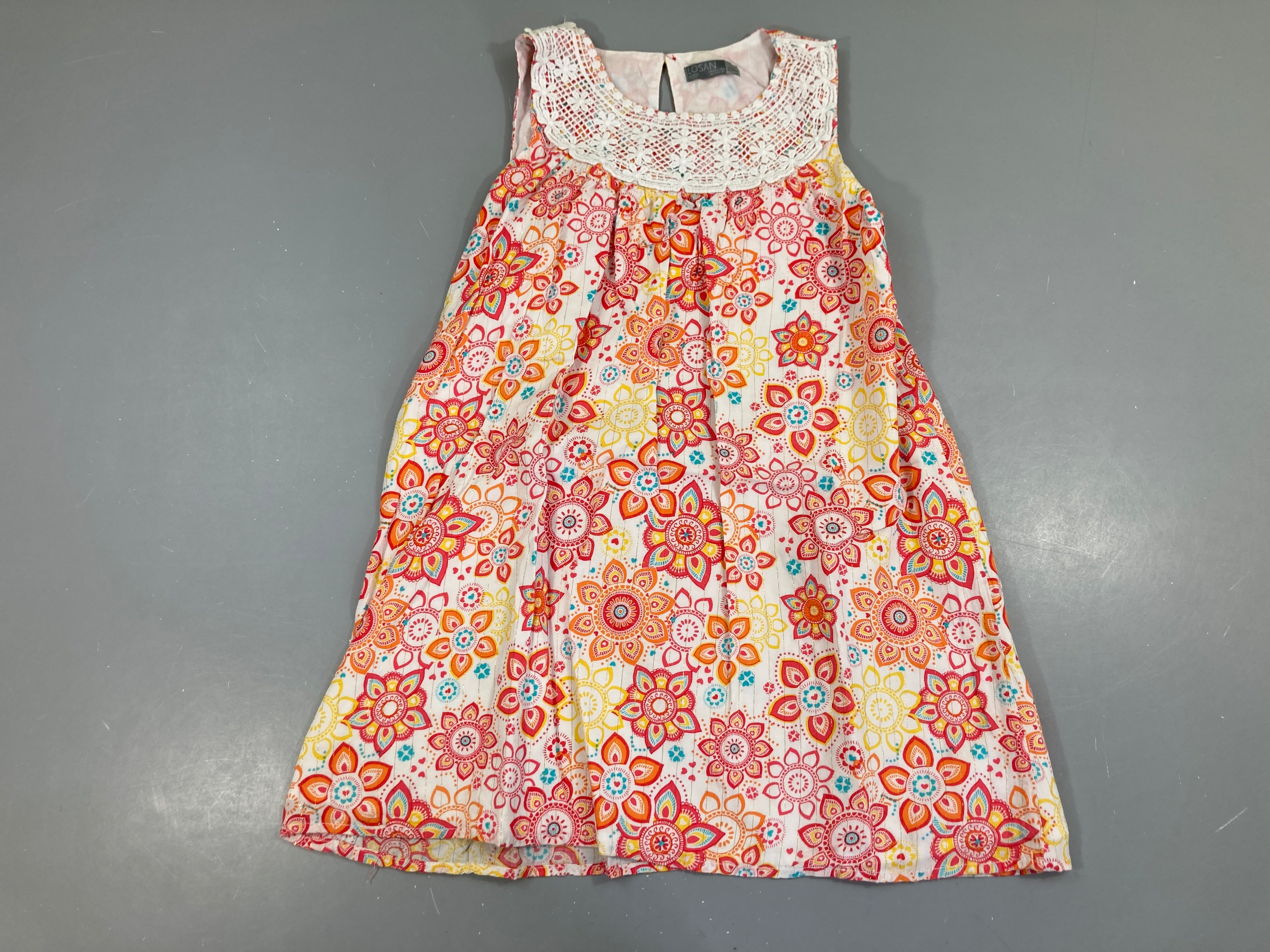 Robe s.m blanche motifs orangé ligé doré co brodé