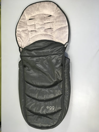 Chancelière pour poussette gris foncé, Egg, moins cher chez Petit Kiwi