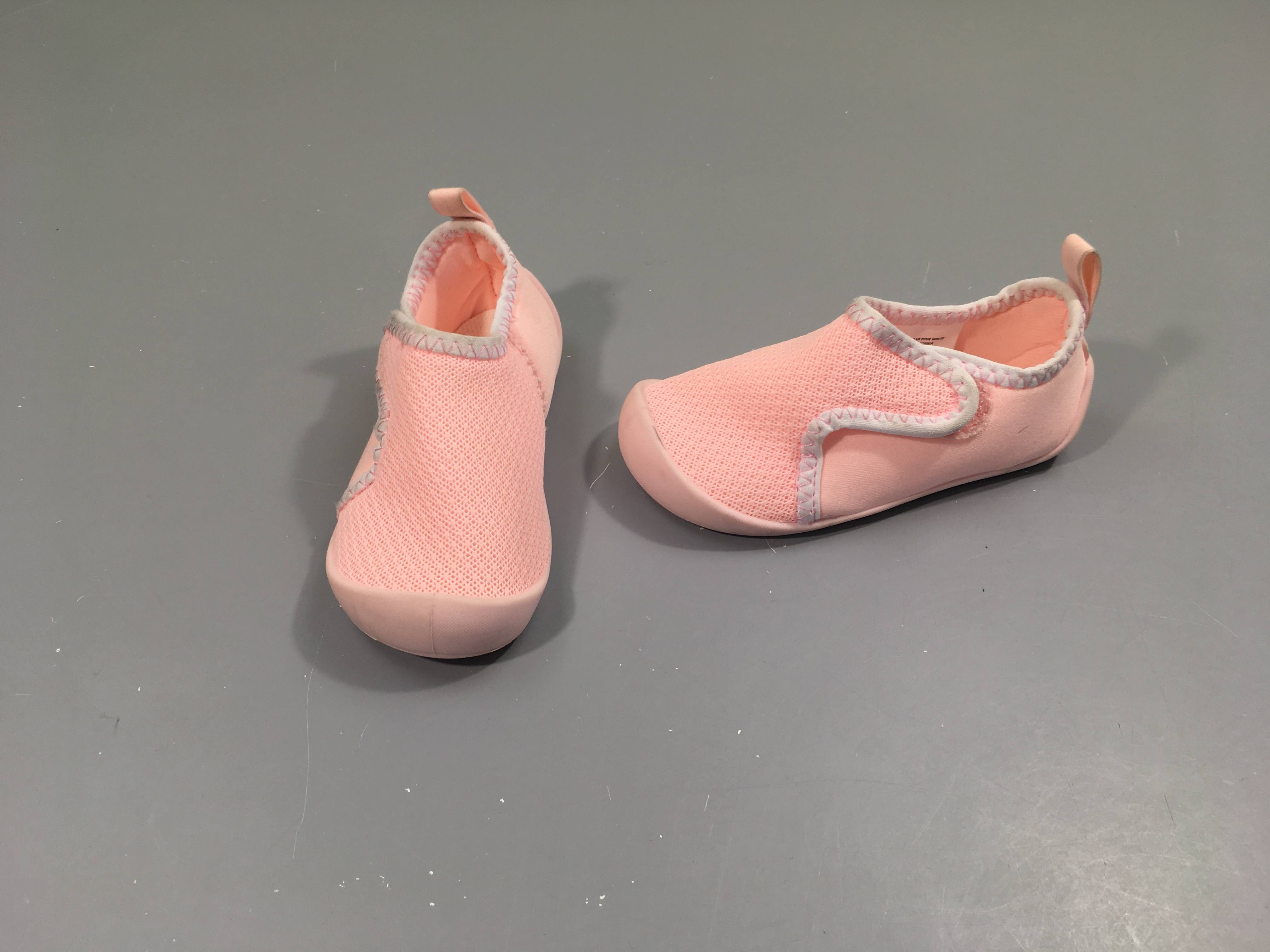 Chaussons de gym rose pâle scratchs, 24