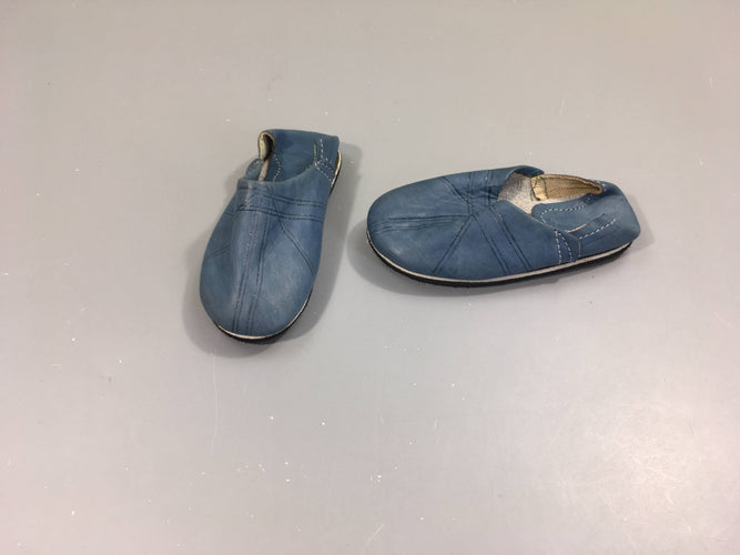 Babouche bleue, moins cher chez Petit Kiwi